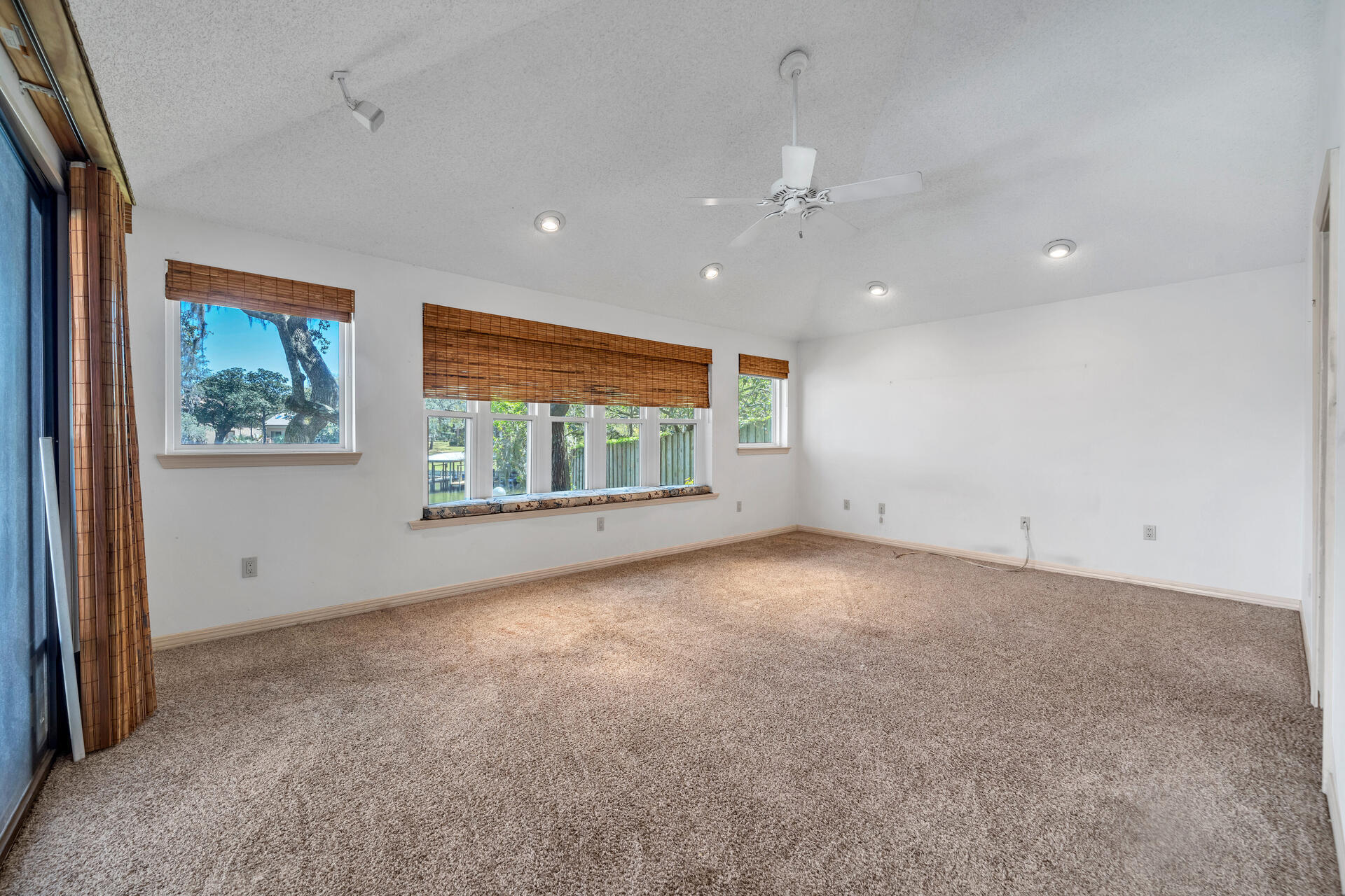953 Zachary Lane
