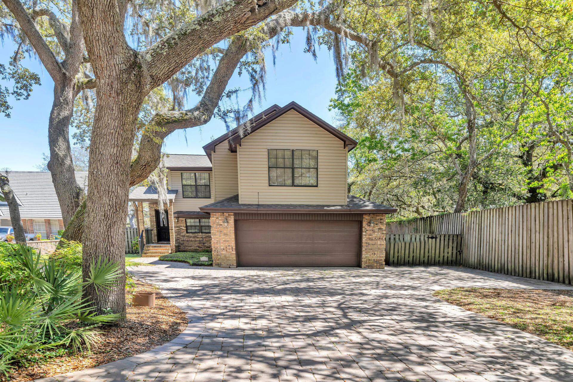953 Zachary Lane