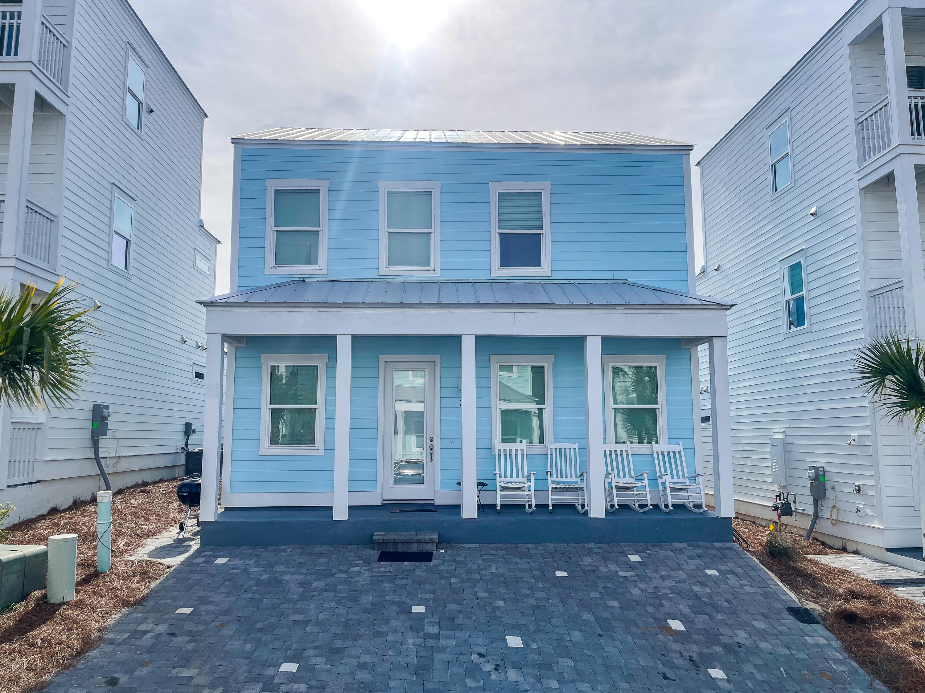 29 Serene Way