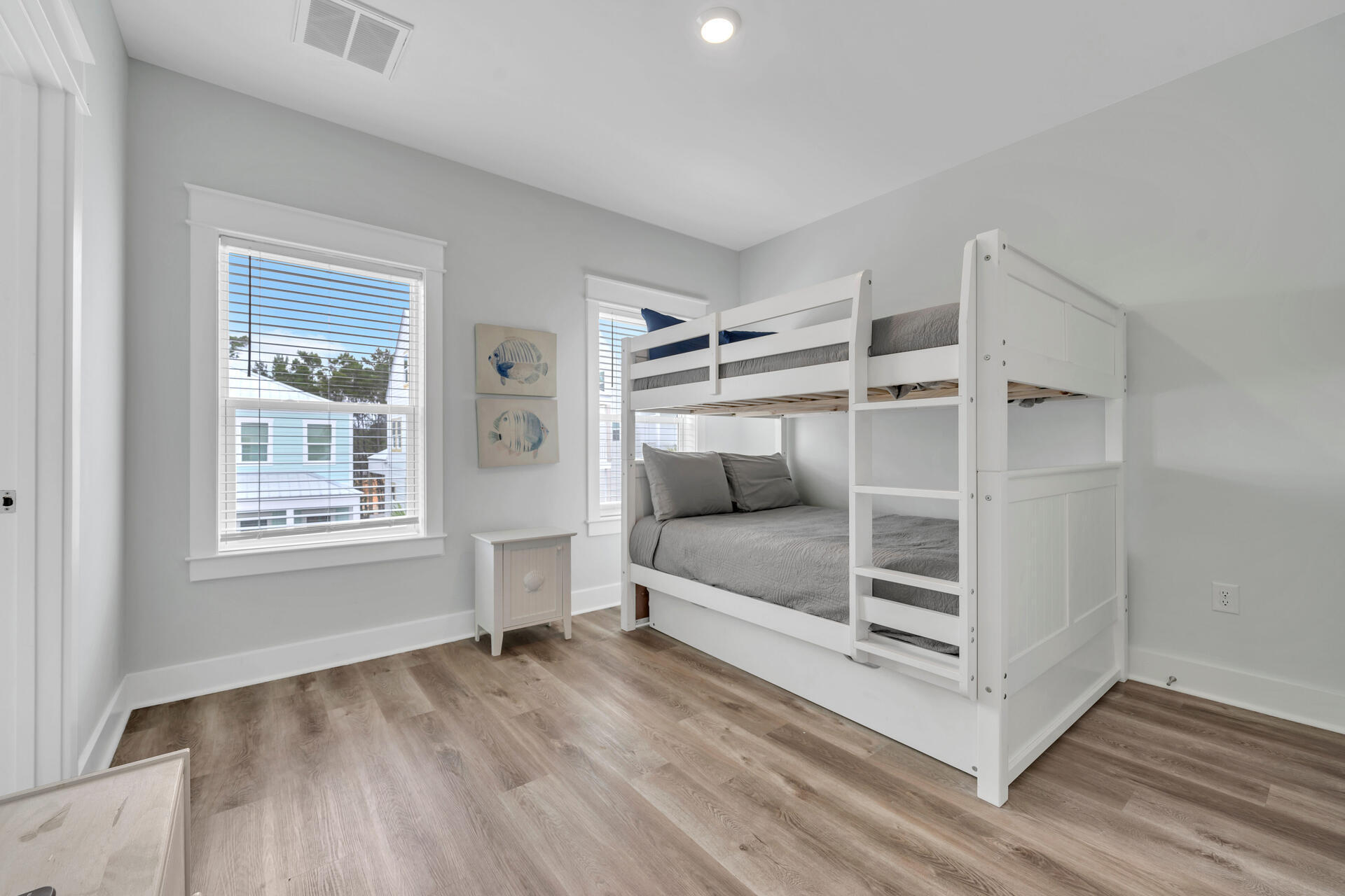 29 Serene Way