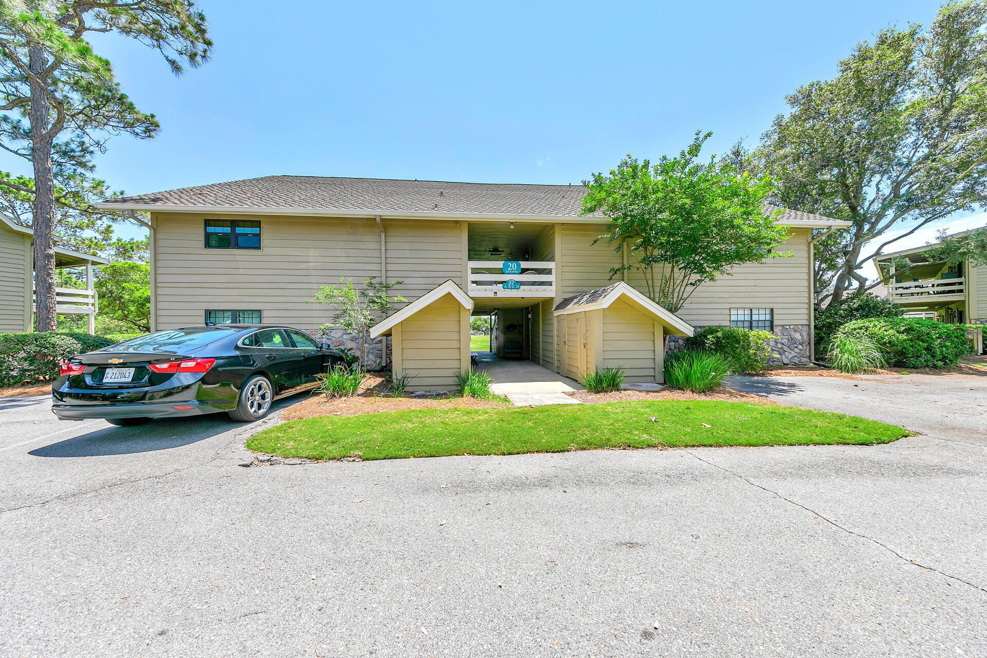 20 E Driftwood Bay, UNIT 37B