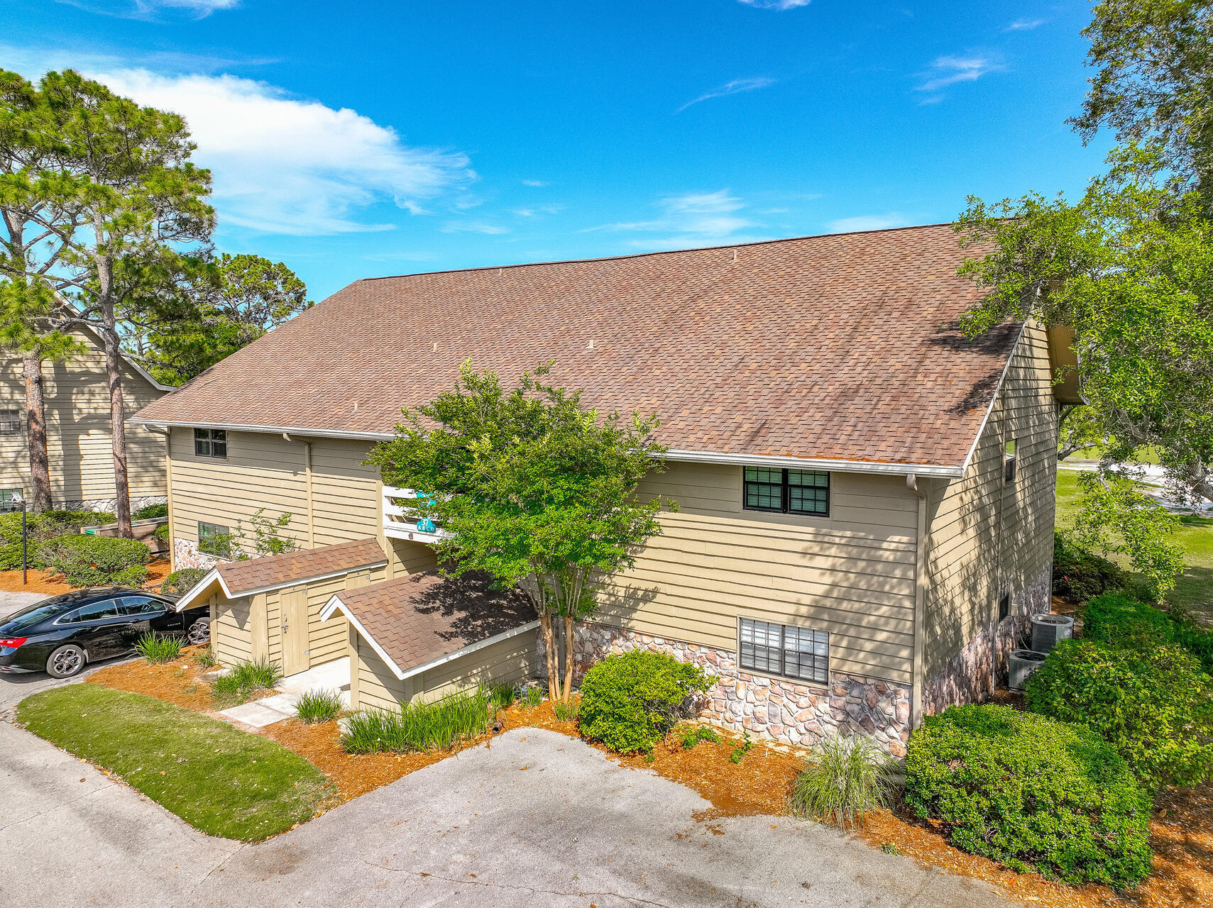 20 E Driftwood Bay, UNIT 37B