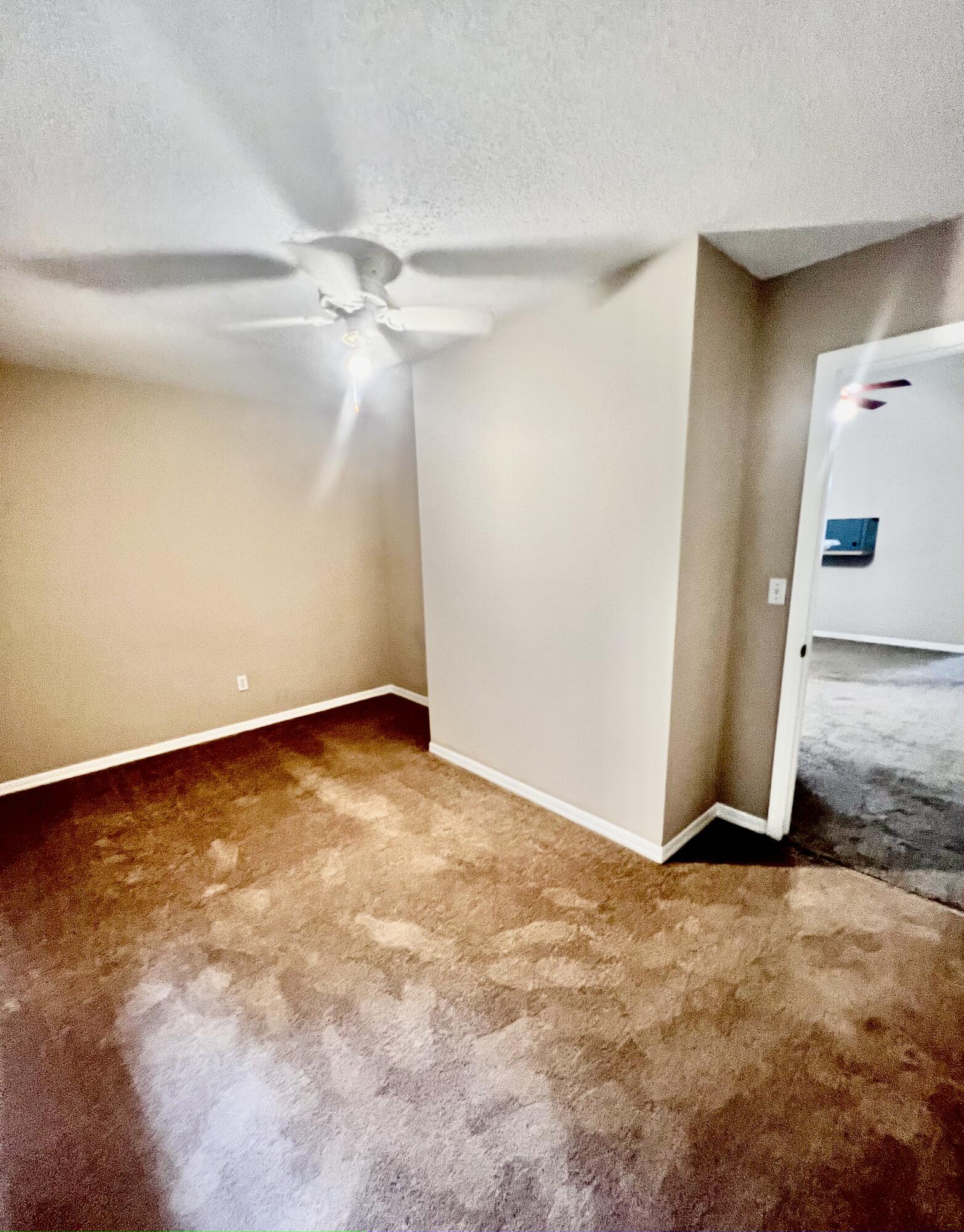 922 Lawton Court