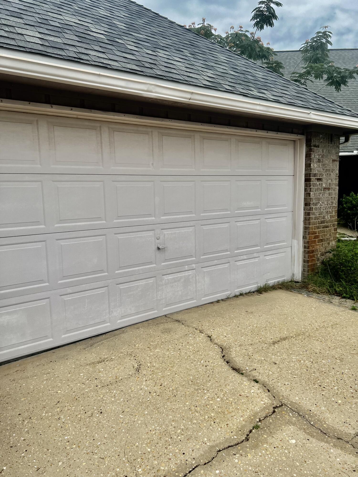 922 Lawton Court