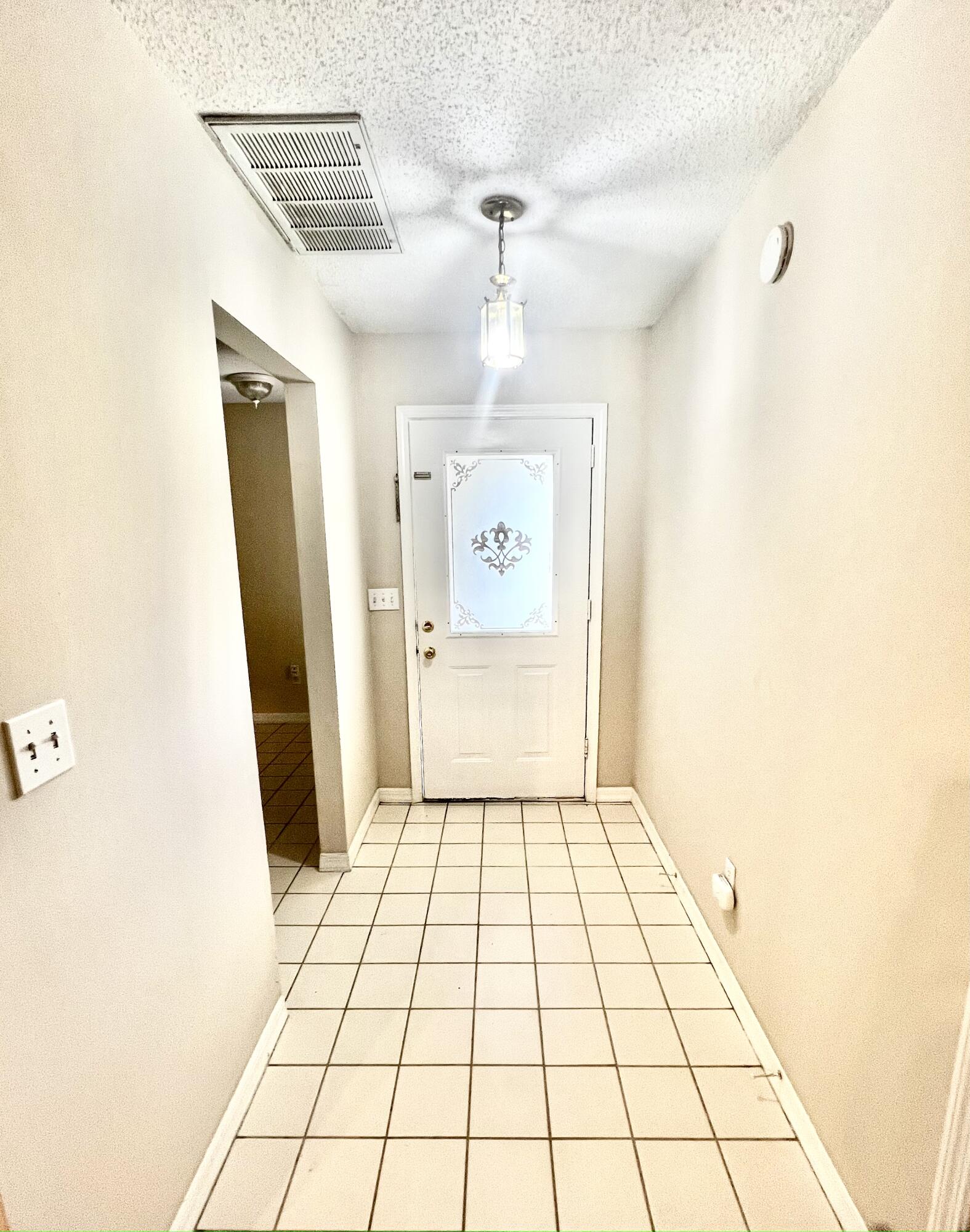 922 Lawton Court