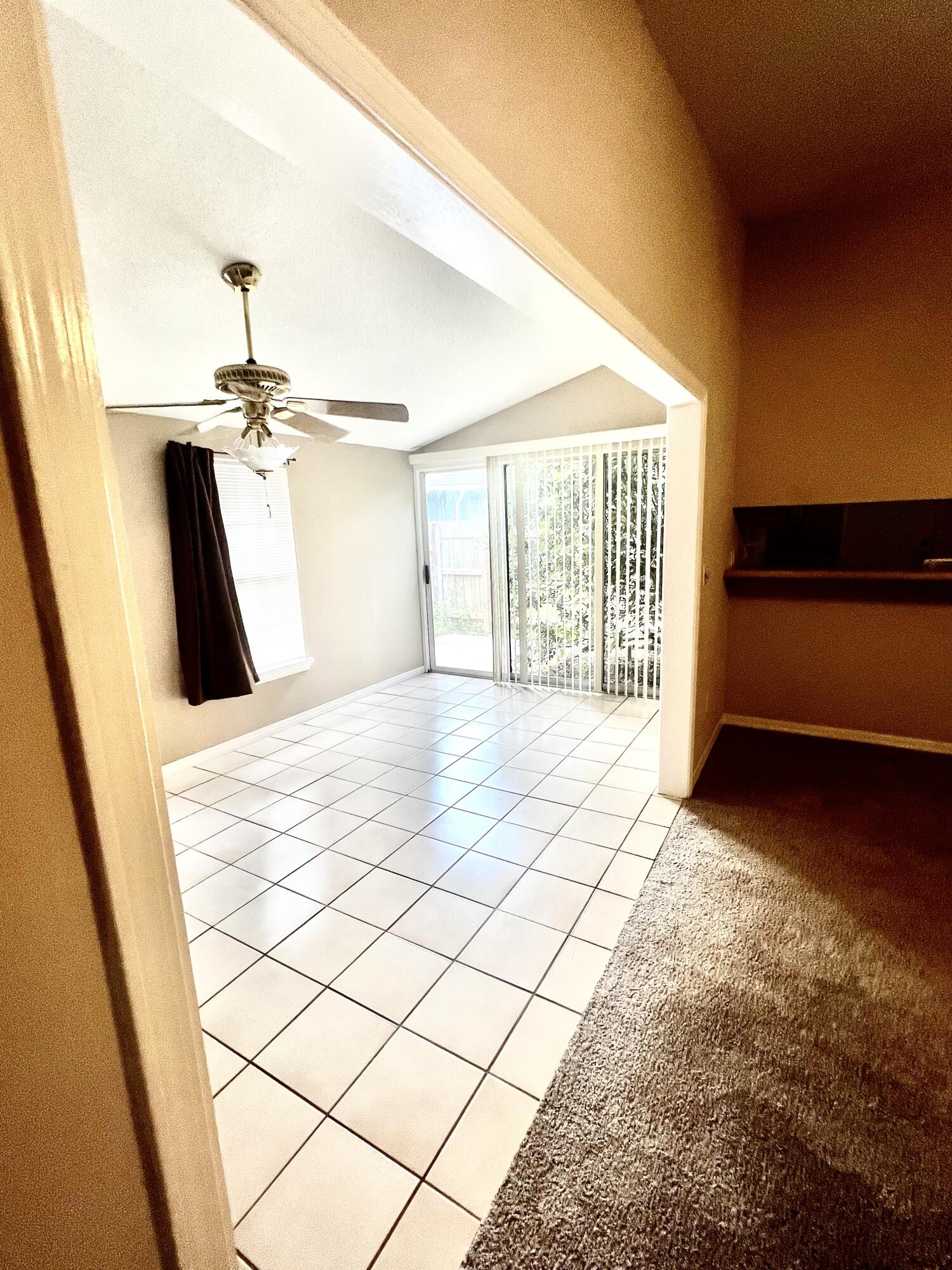 922 Lawton Court