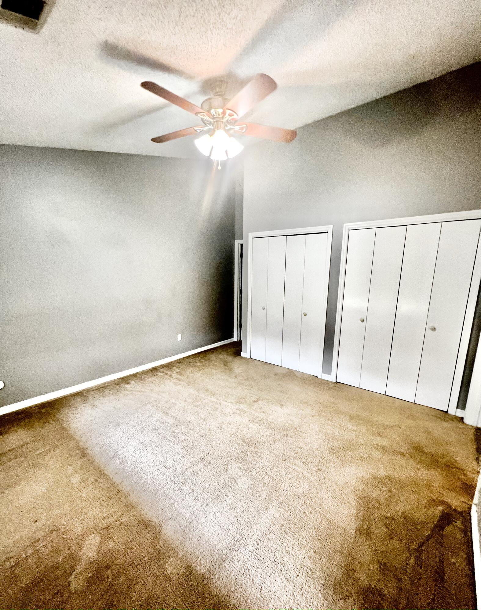 922 Lawton Court