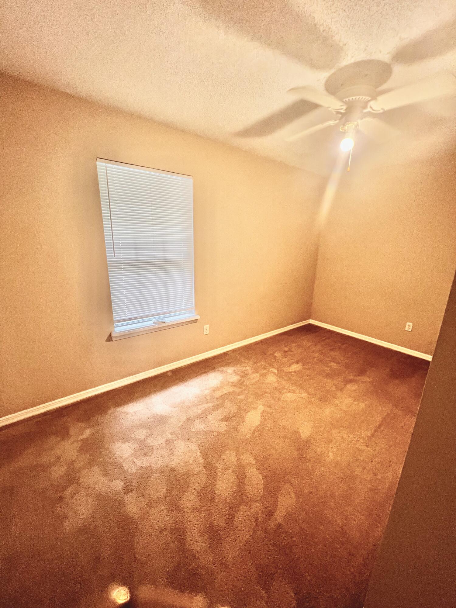922 Lawton Court