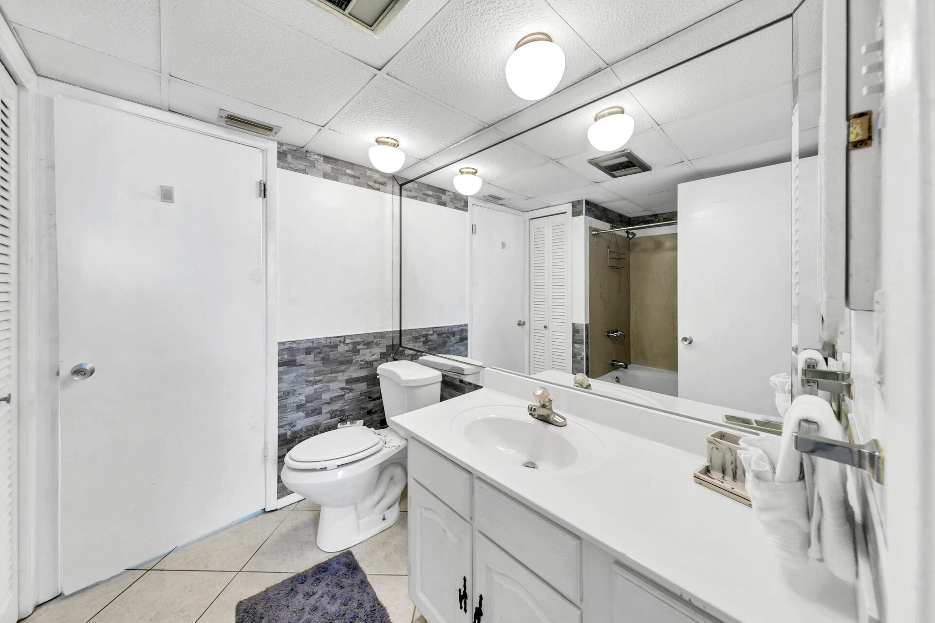 775 Gulf Shore Drive, 1031