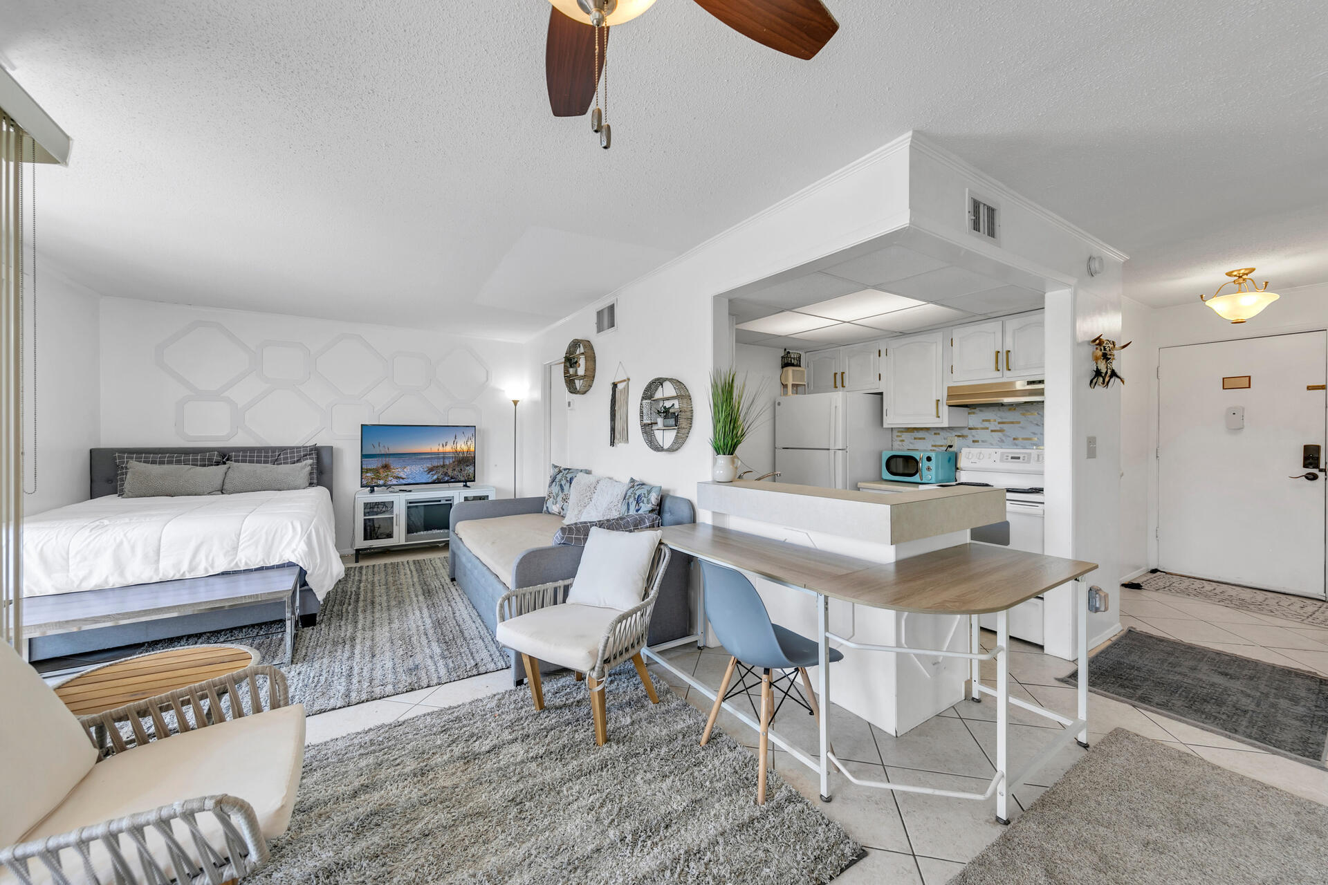 775 Gulf Shore Drive, 1031