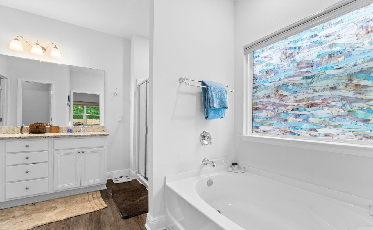 3858 Hawks Landing Circle