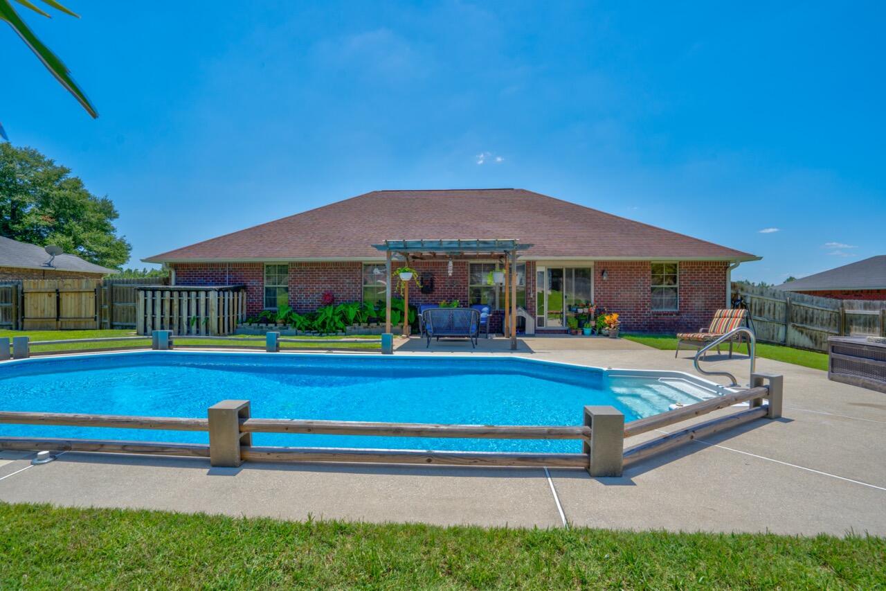 6191 Hummingbird Lane