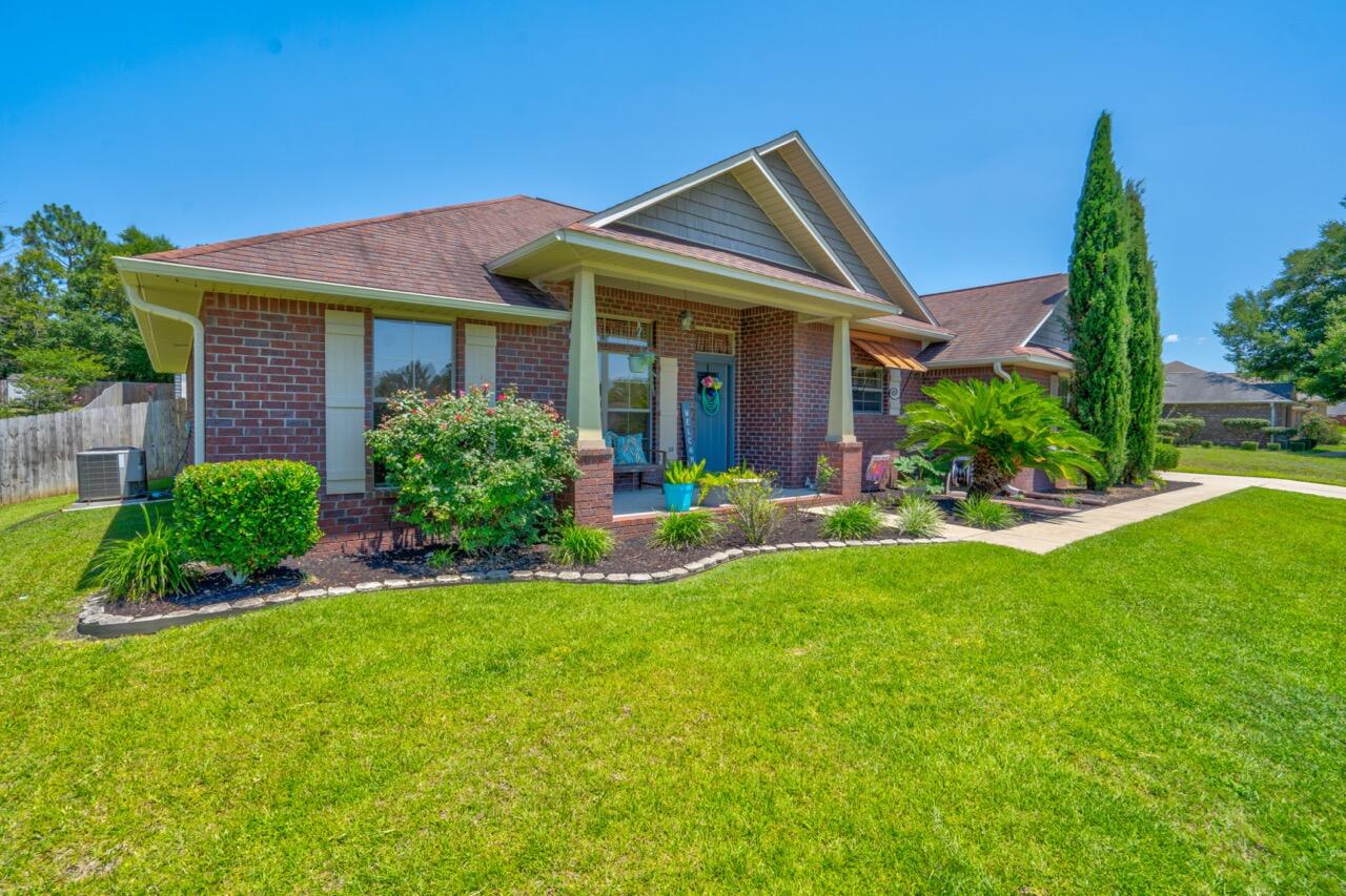 6191 Hummingbird Lane