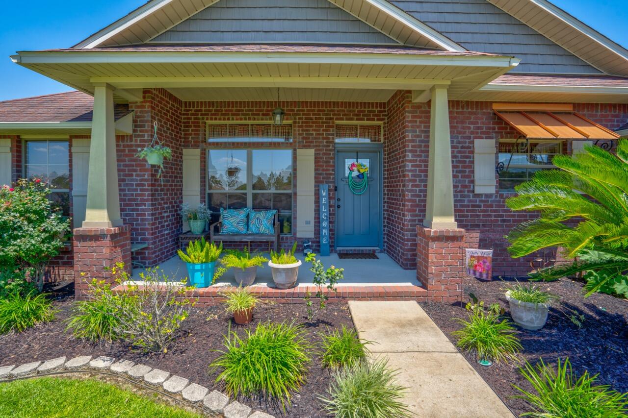 6191 Hummingbird Lane