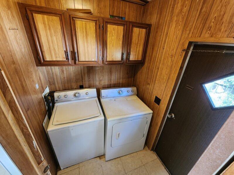 514 W Royal Palm Avenue, DeFuniak Springs