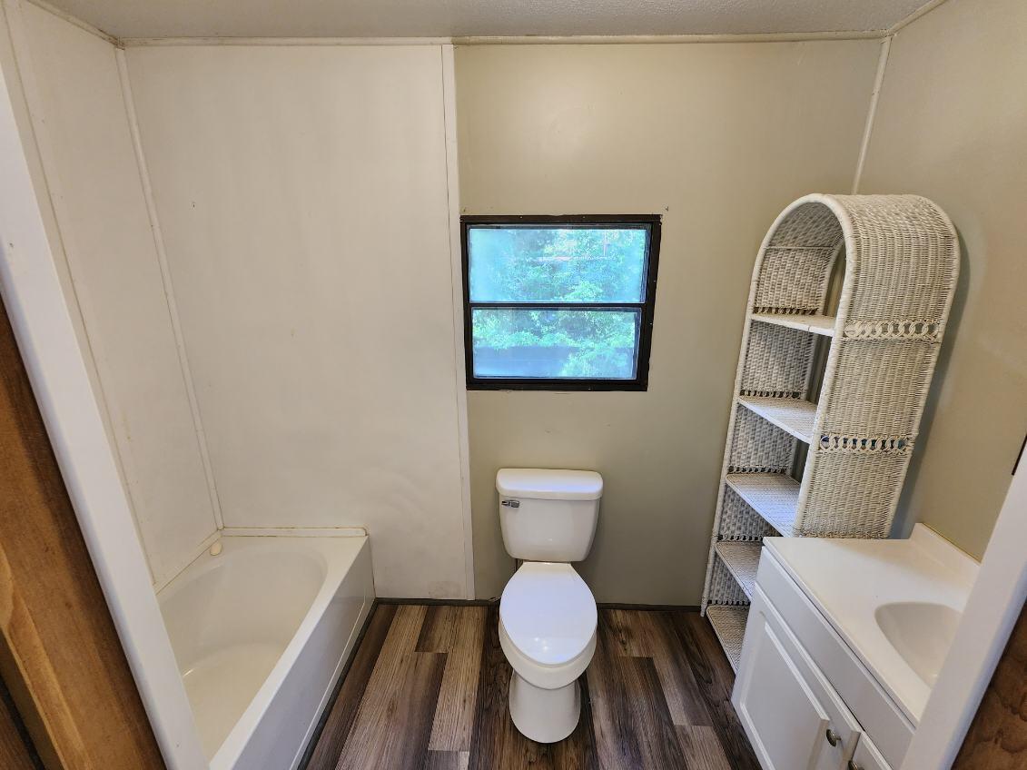 514 W Royal Palm Avenue, DeFuniak Springs