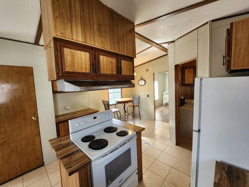514 W Royal Palm Avenue, DeFuniak Springs