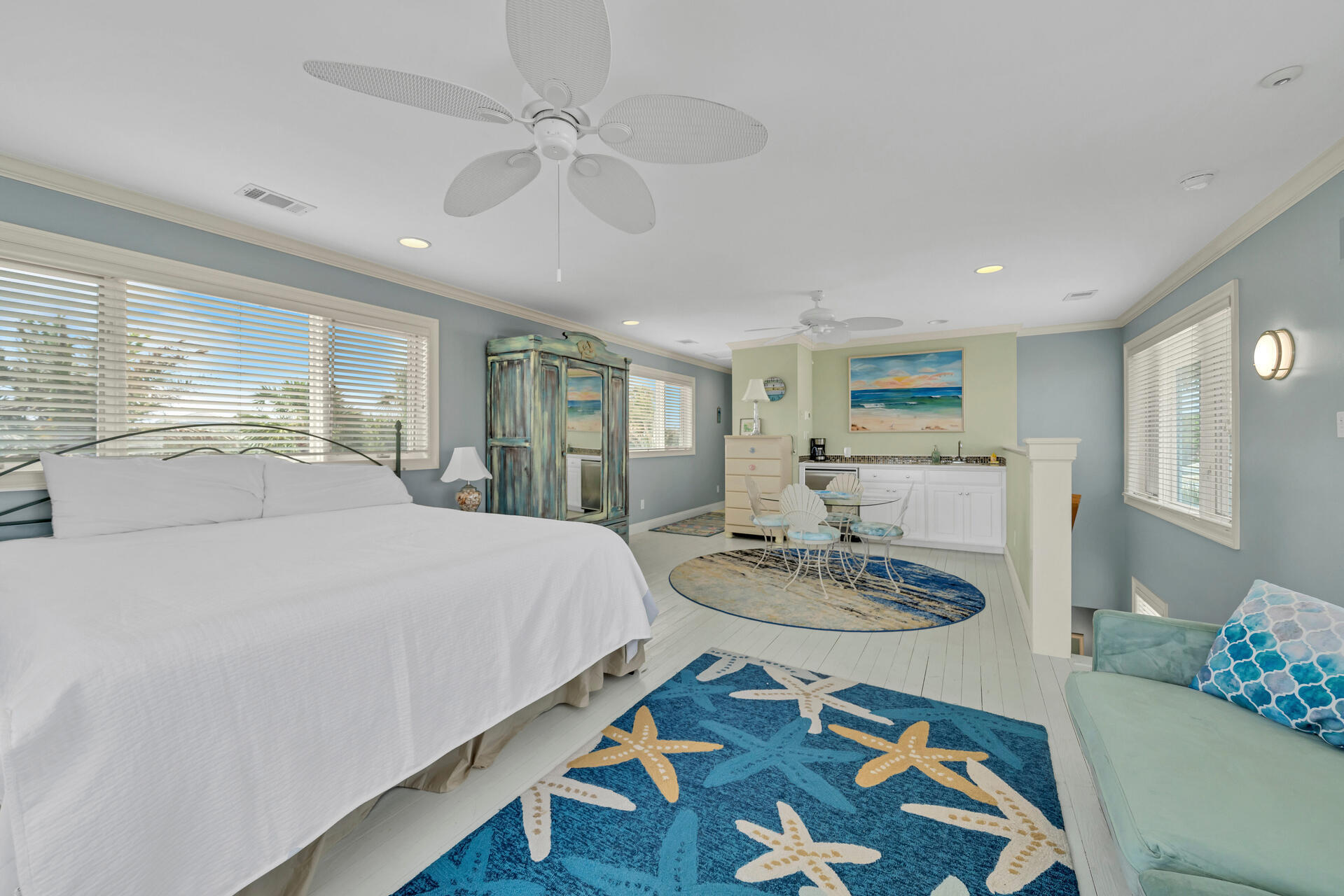 77 Cayman Cove