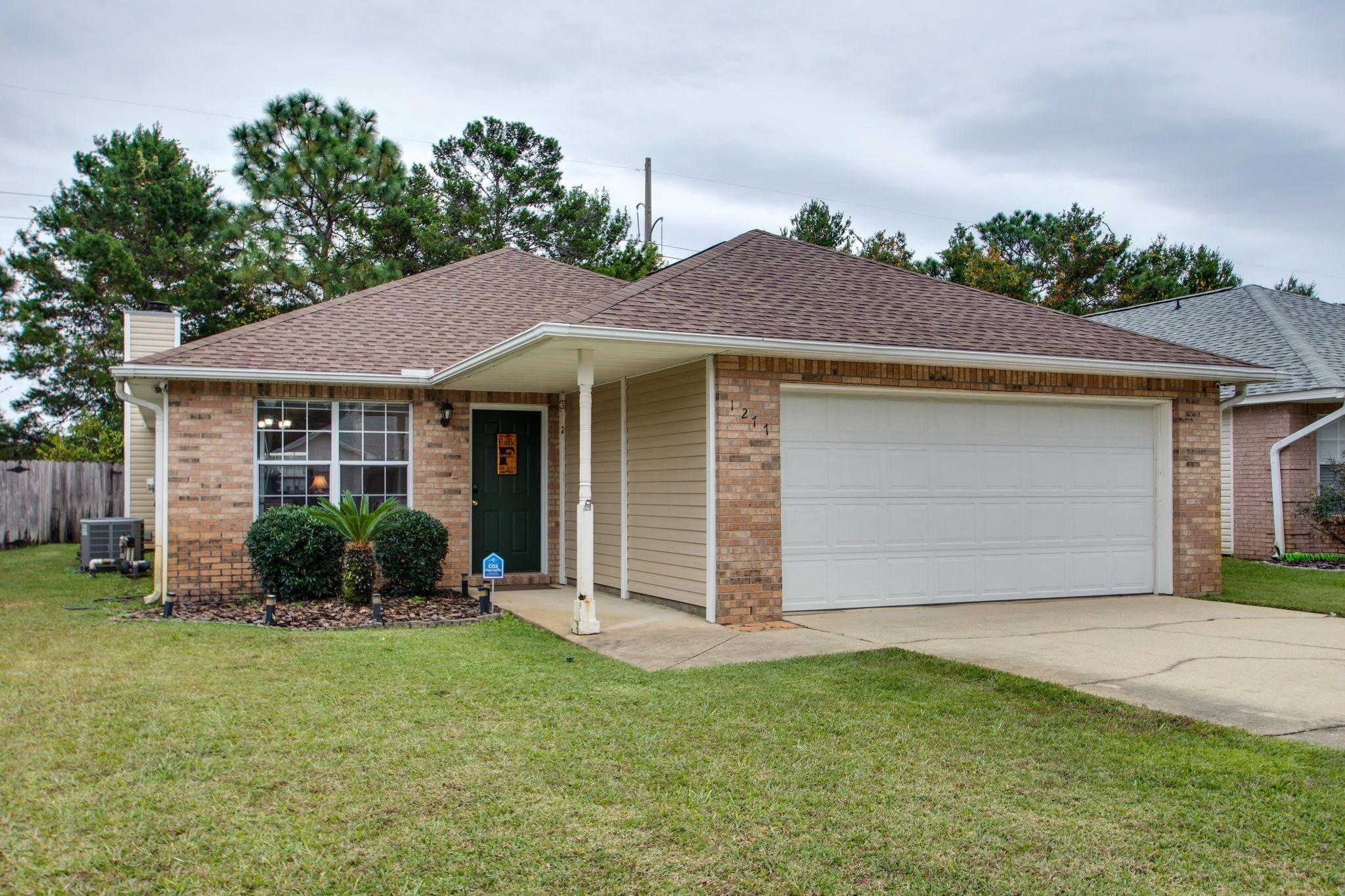 1277 Laura Lane