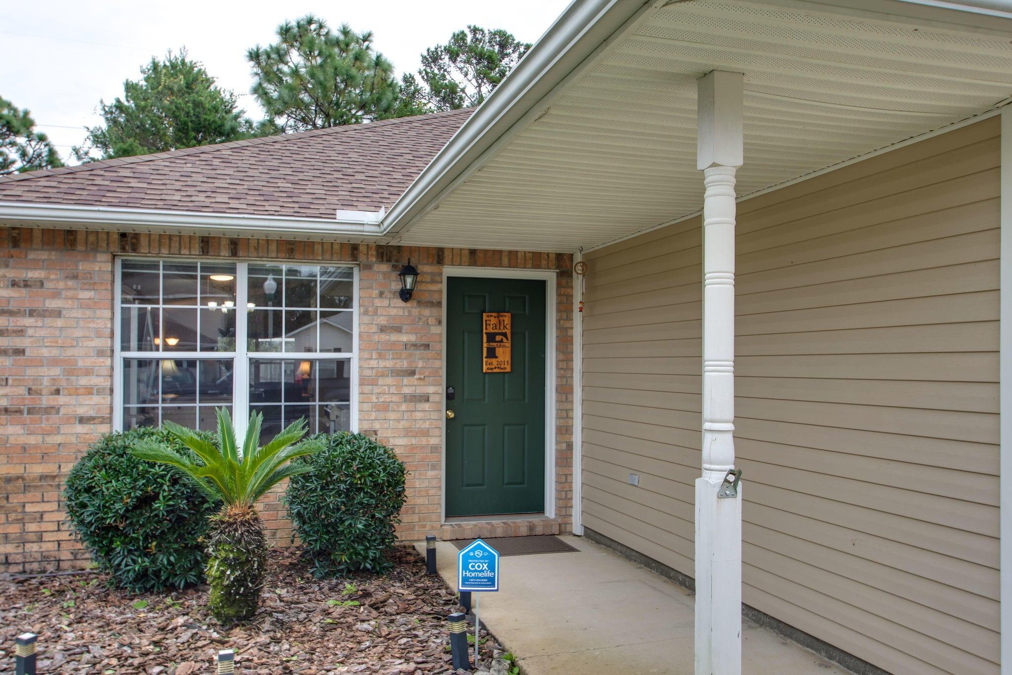 1277 Laura Lane