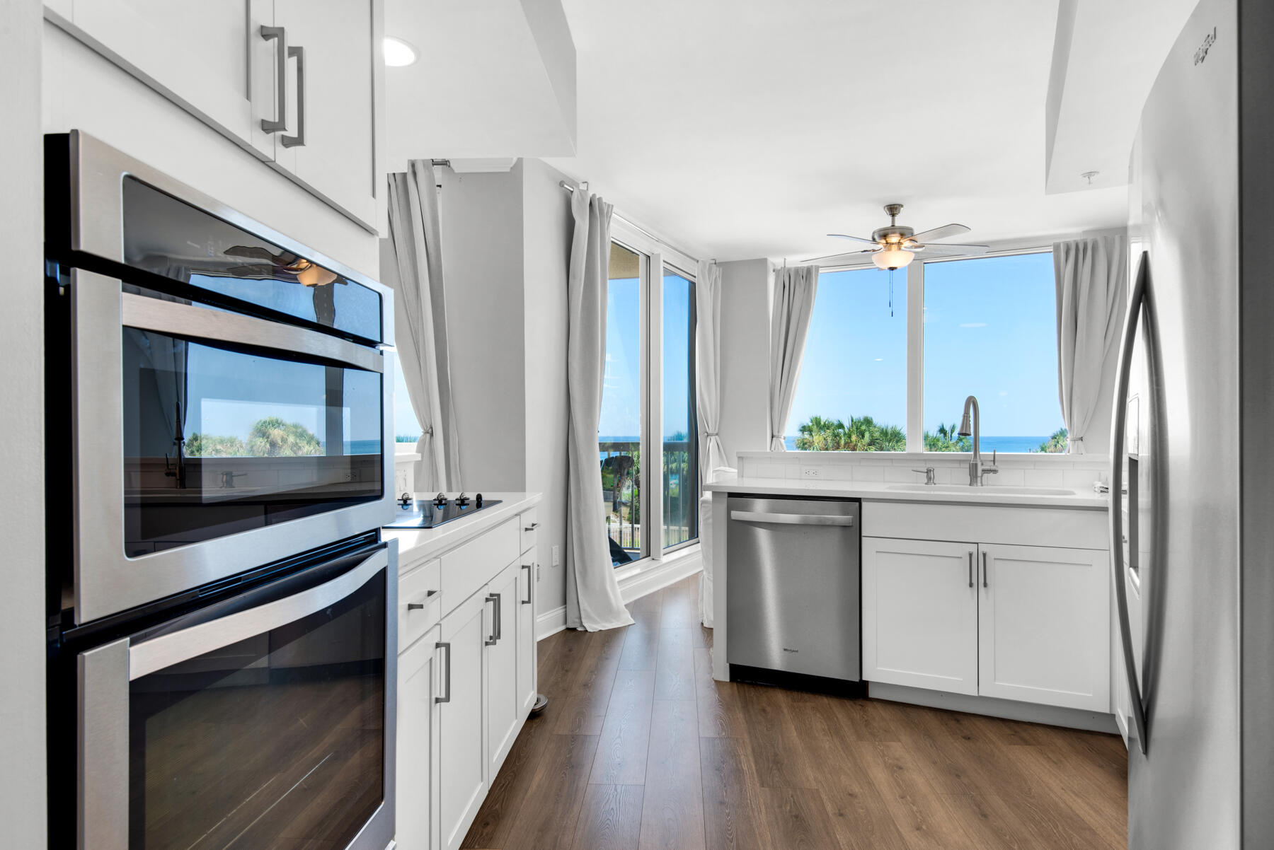 15400 Emerald Coast Parkway, UNIT 305