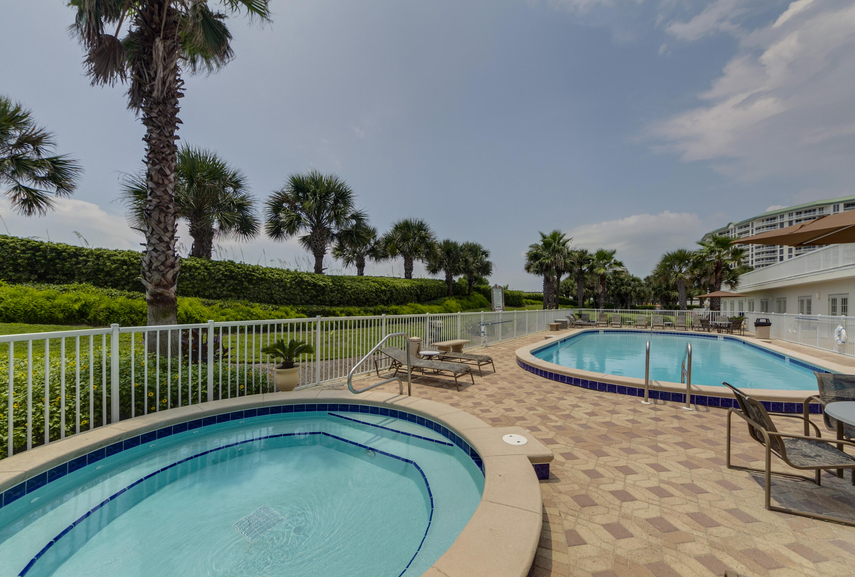 15400 Emerald Coast Parkway, UNIT 305