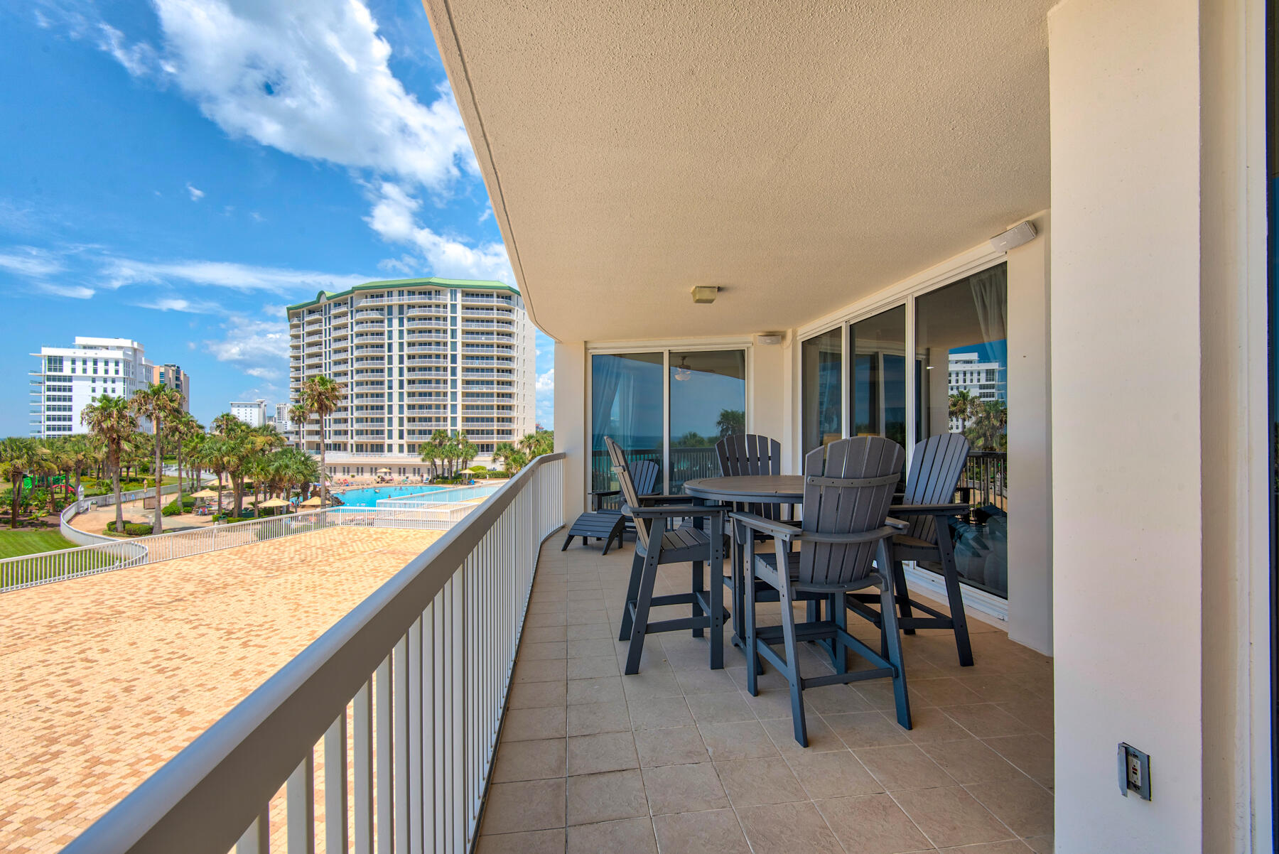 15400 Emerald Coast Parkway, UNIT 305
