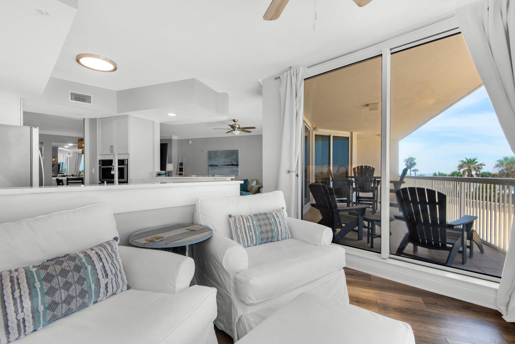 15400 Emerald Coast Parkway, UNIT 305