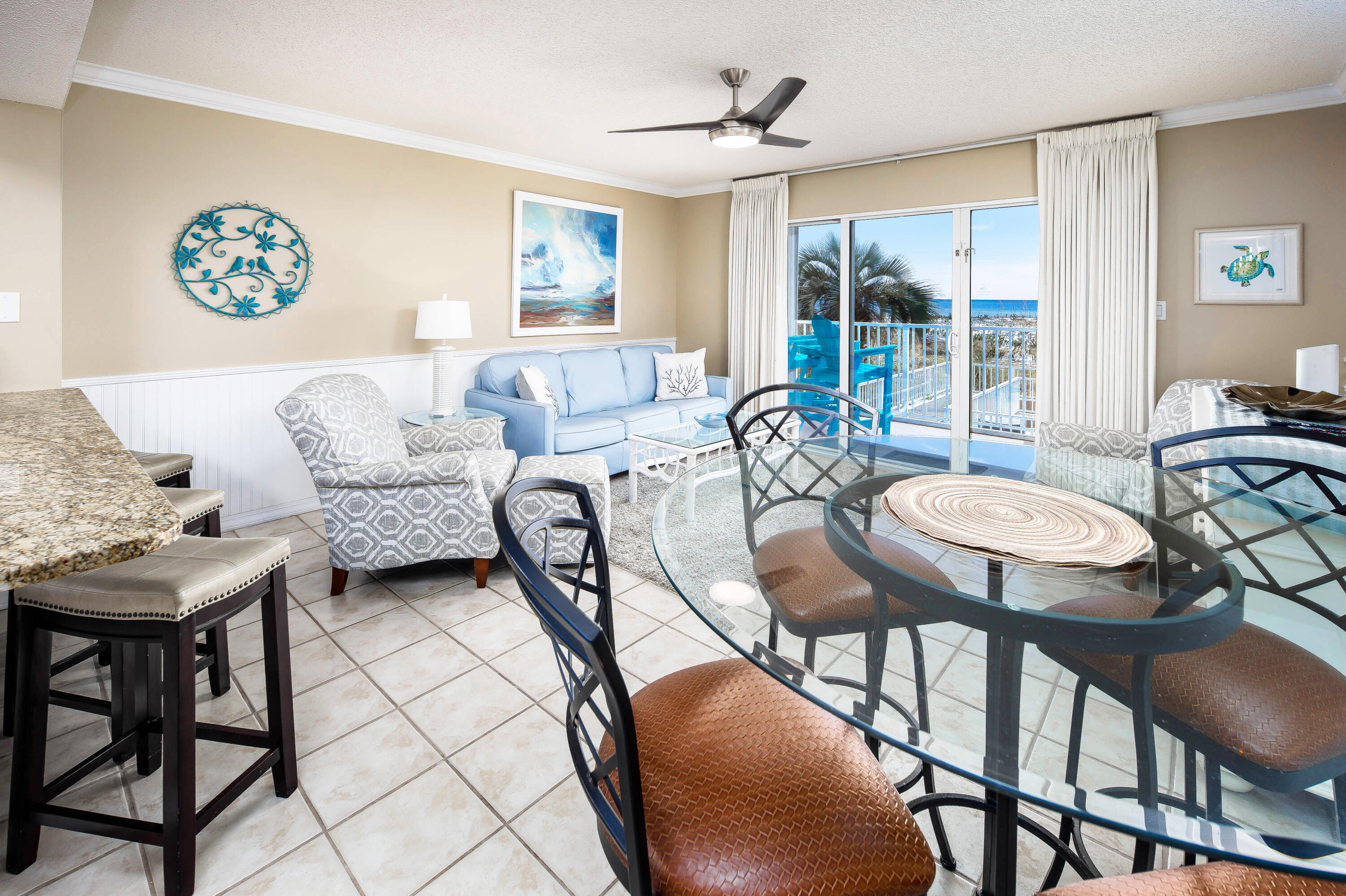 376 Santa Rosa Boulevard, 114