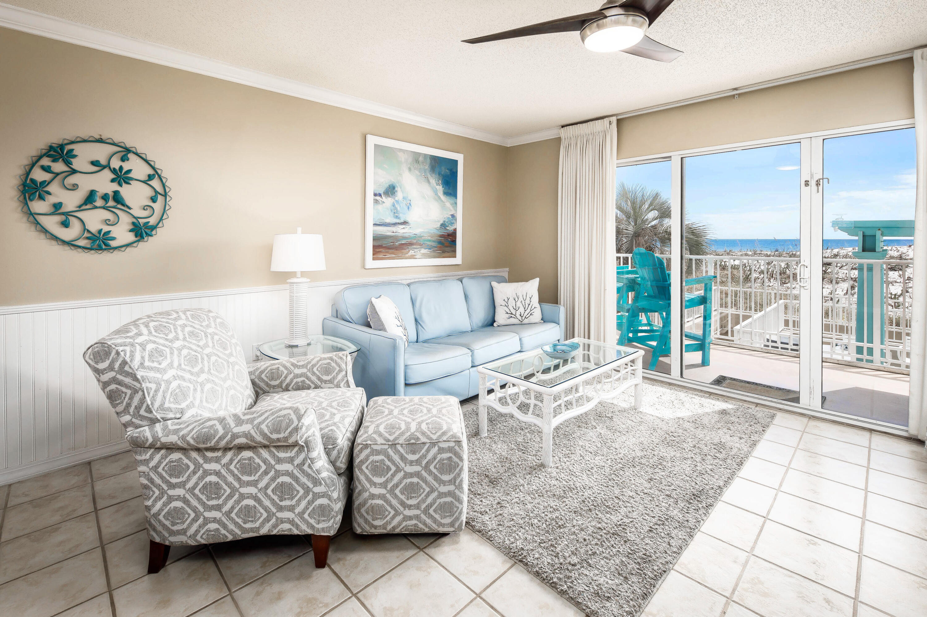 376 Santa Rosa Boulevard, 114