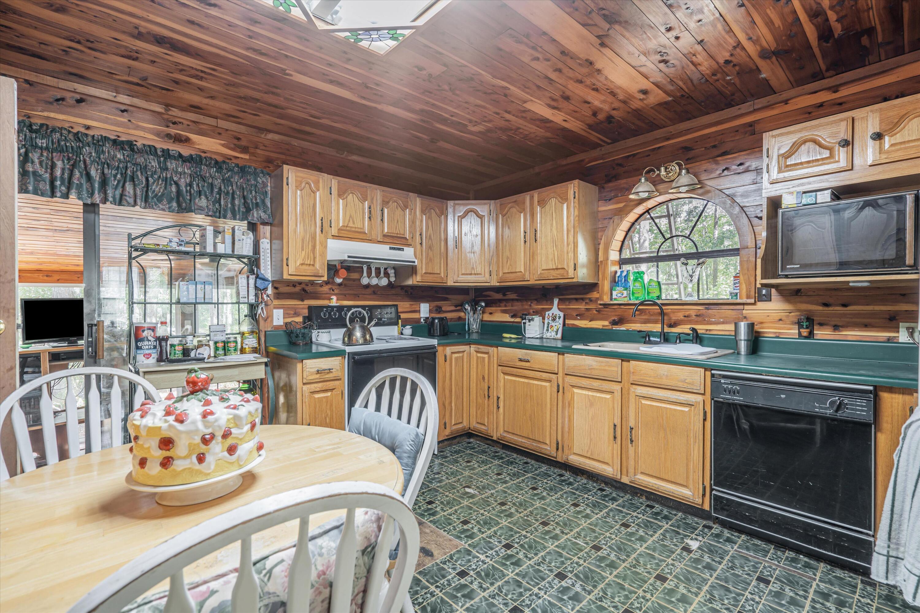 80 Wain Huckabee Road