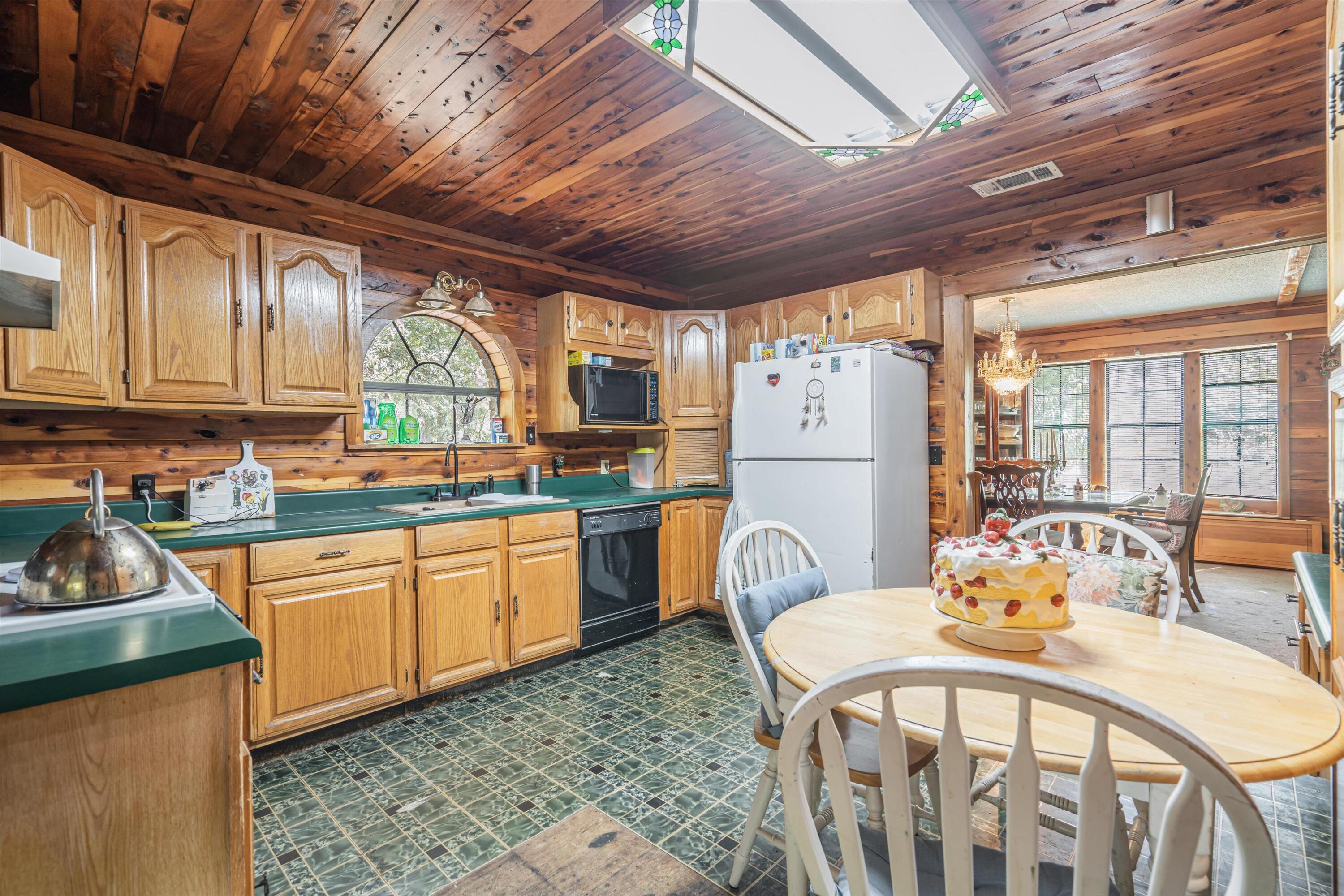80 Wain Huckabee Road