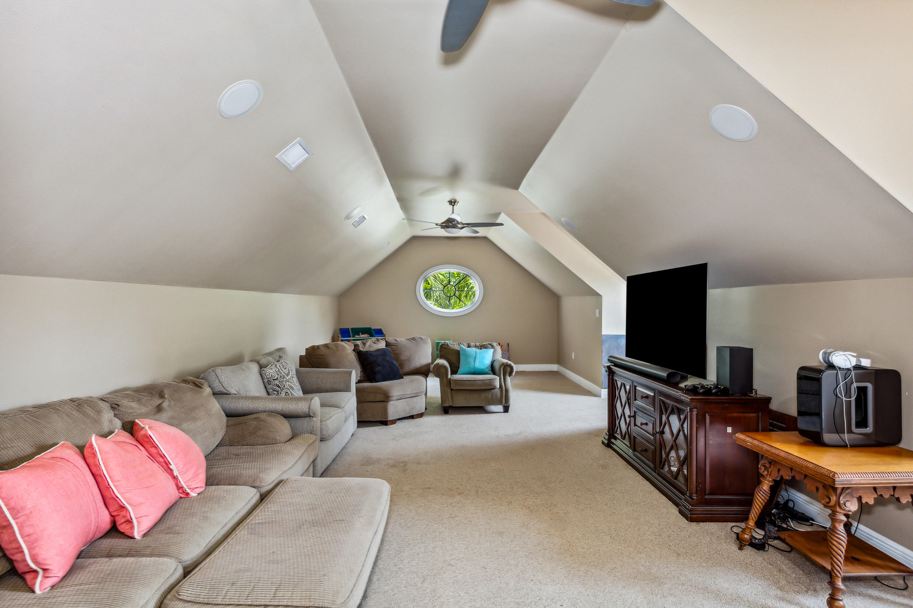 7 Southminster Court