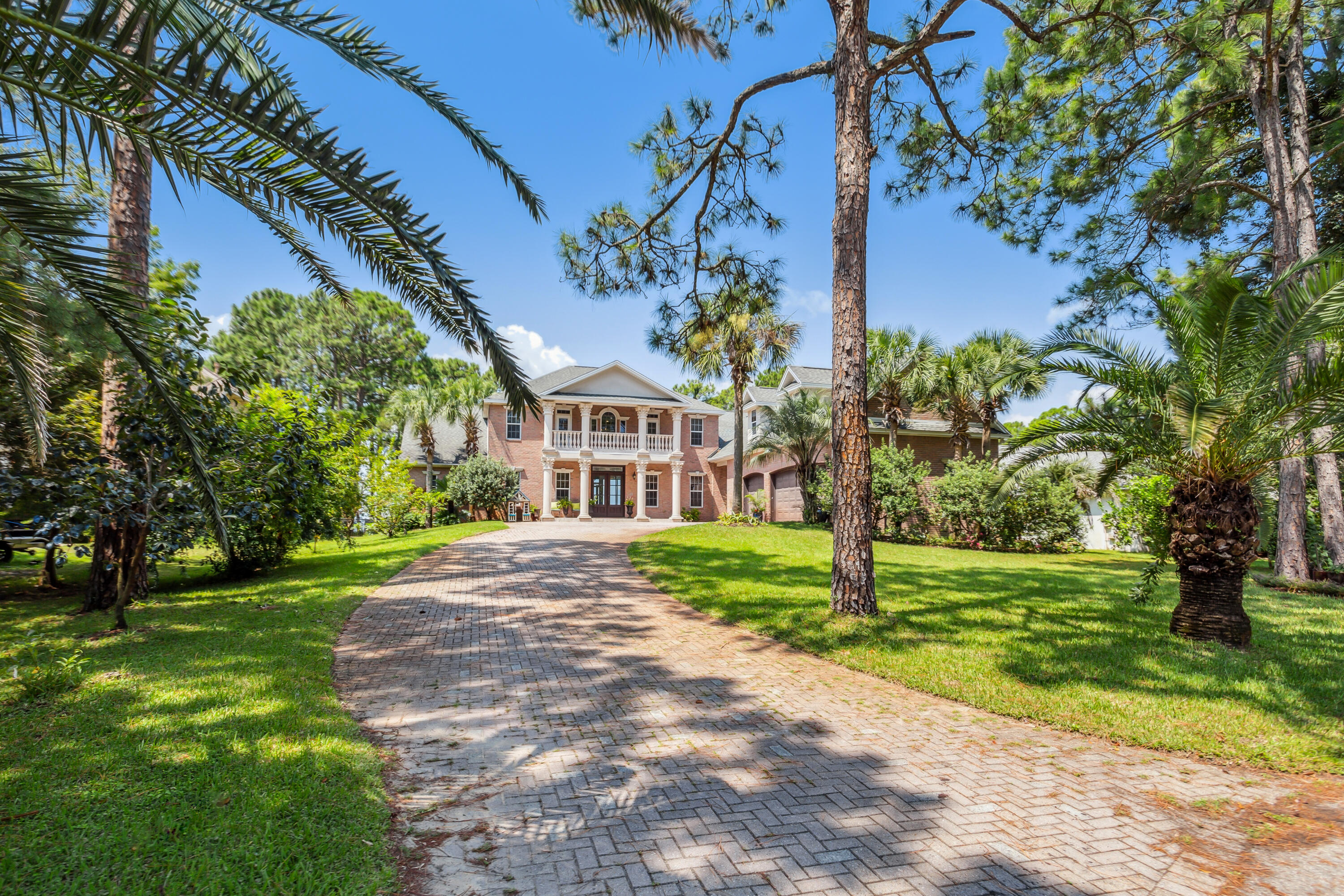 7 Southminster Court