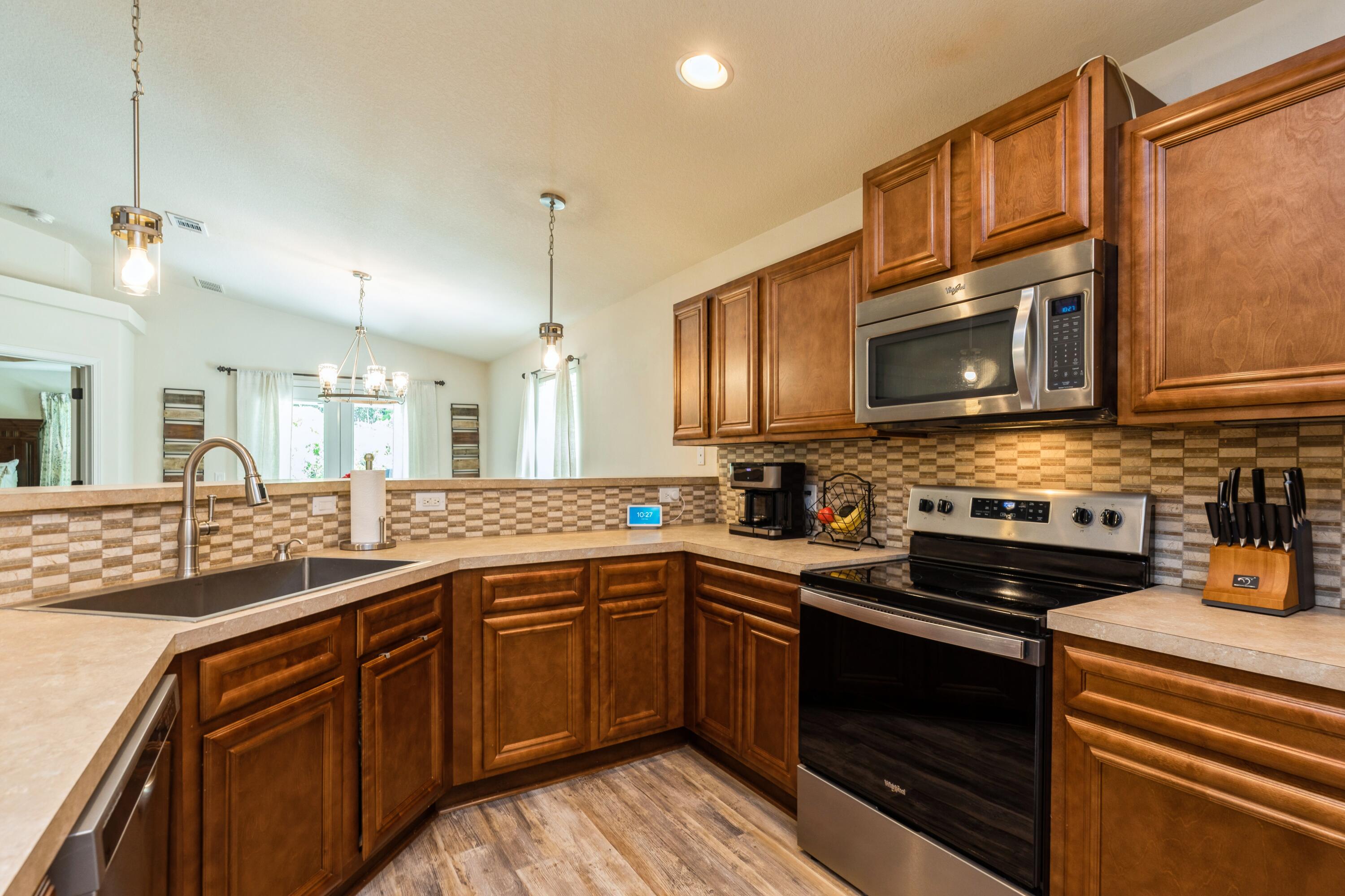 8438 Island Drive
