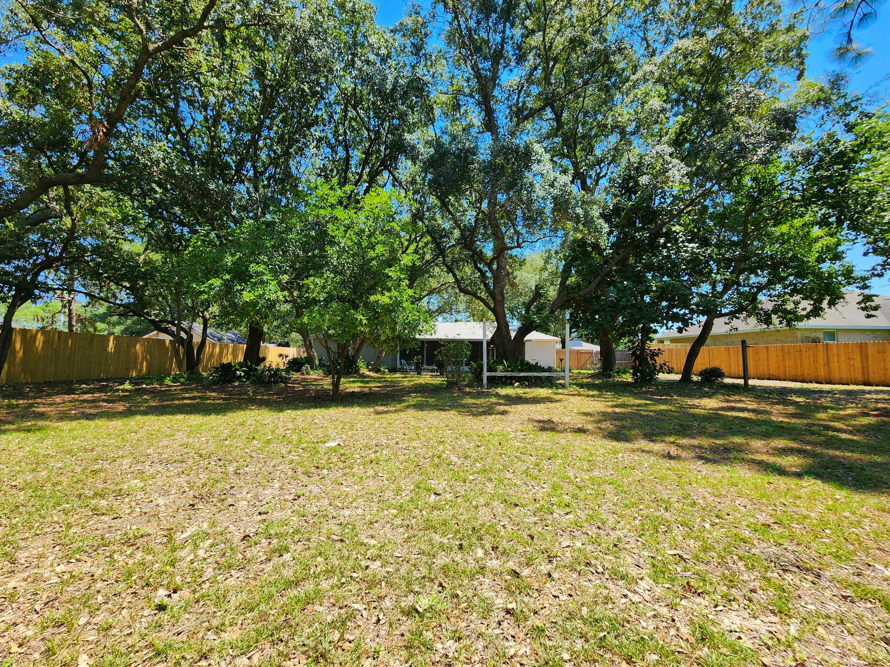 2103 Hawthorne Drive