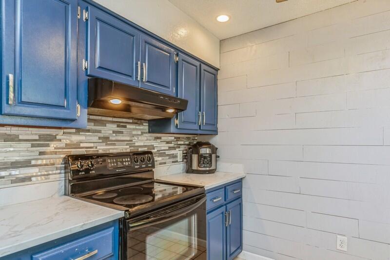 245 Ridge Lake Road
