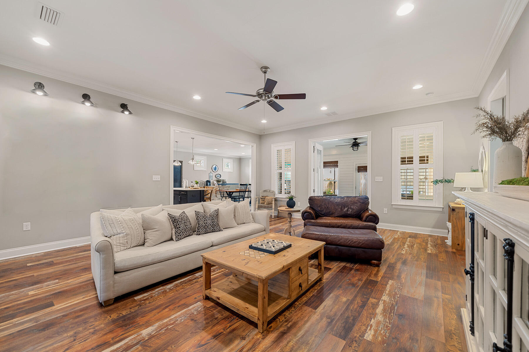 717 Woods Drive