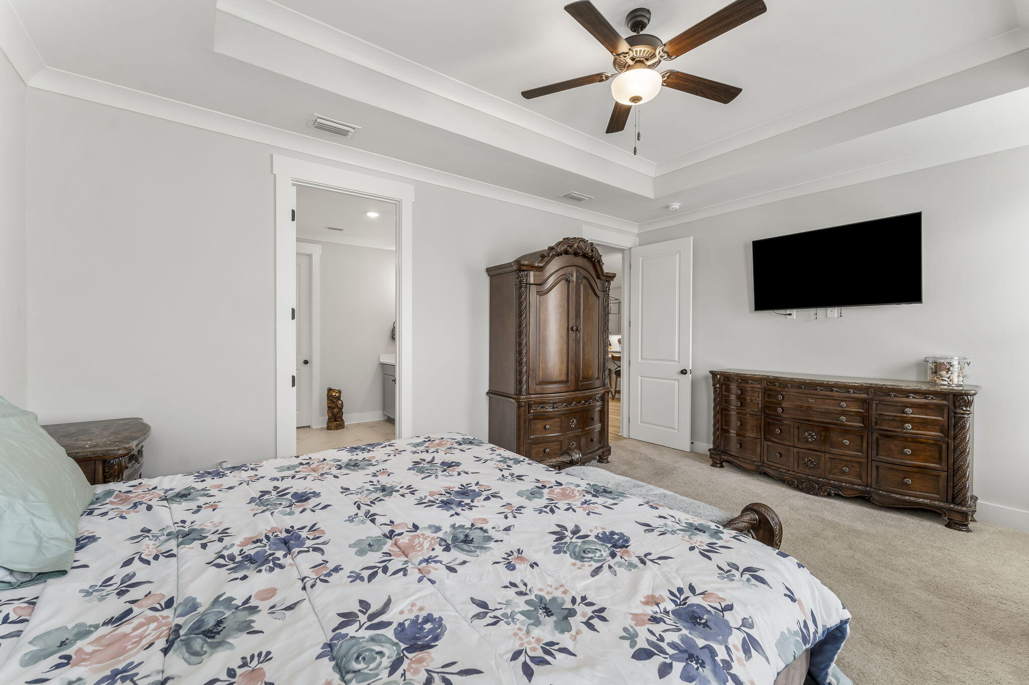 1921 Rushes Avenue