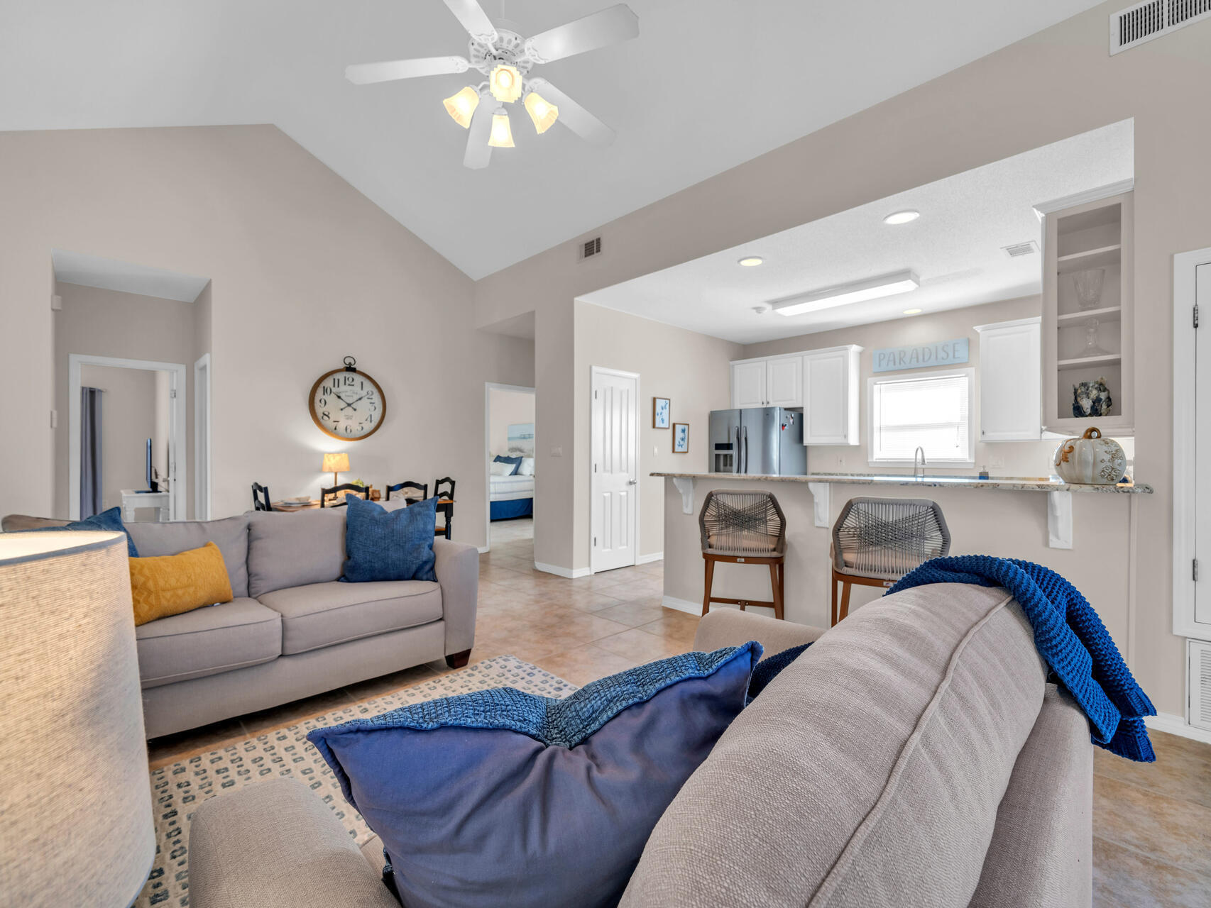 4452 Ocean View Drive