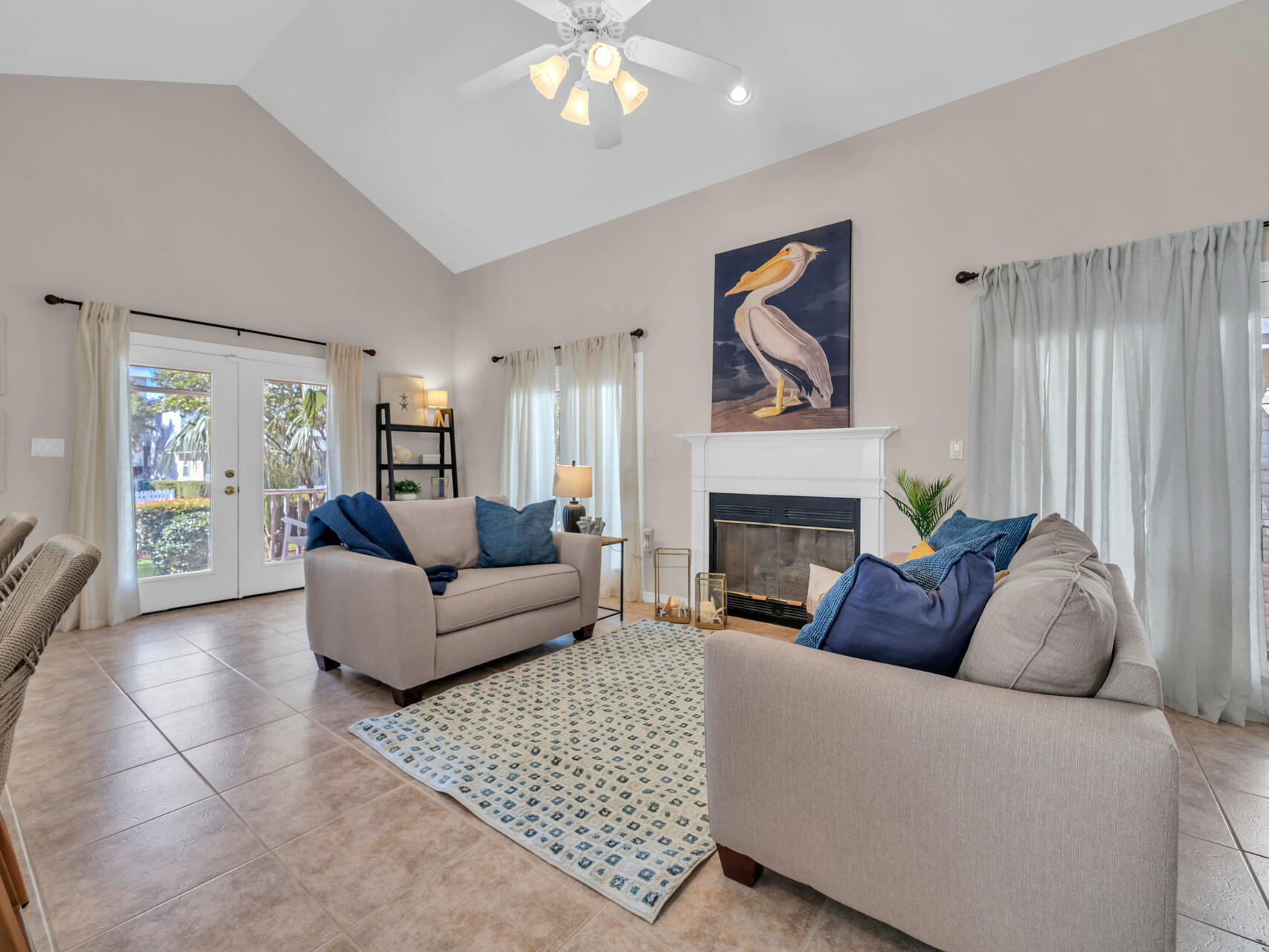 4452 Ocean View Drive