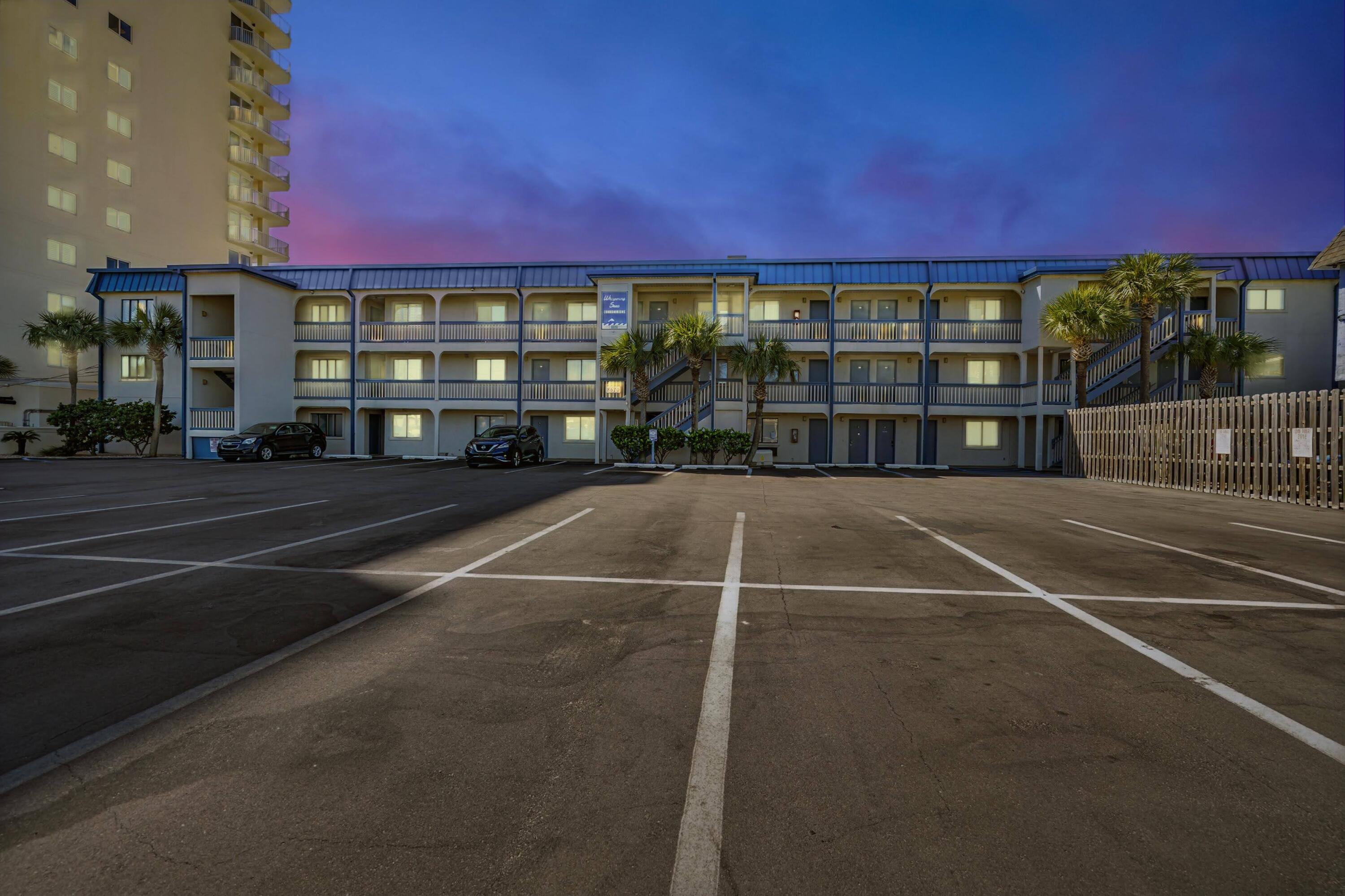 8610 Surf Drive 206