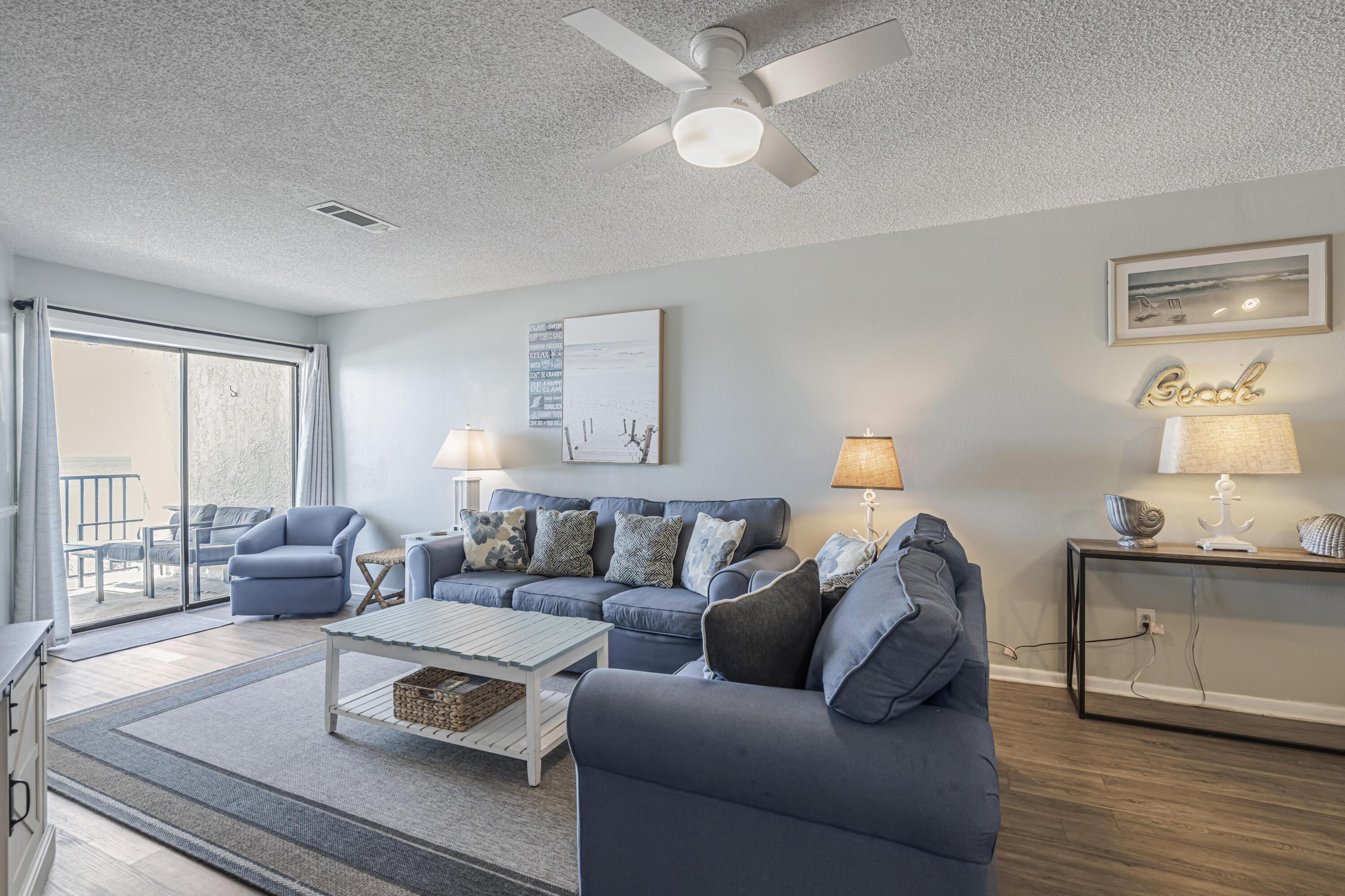 8610 Surf Drive 206