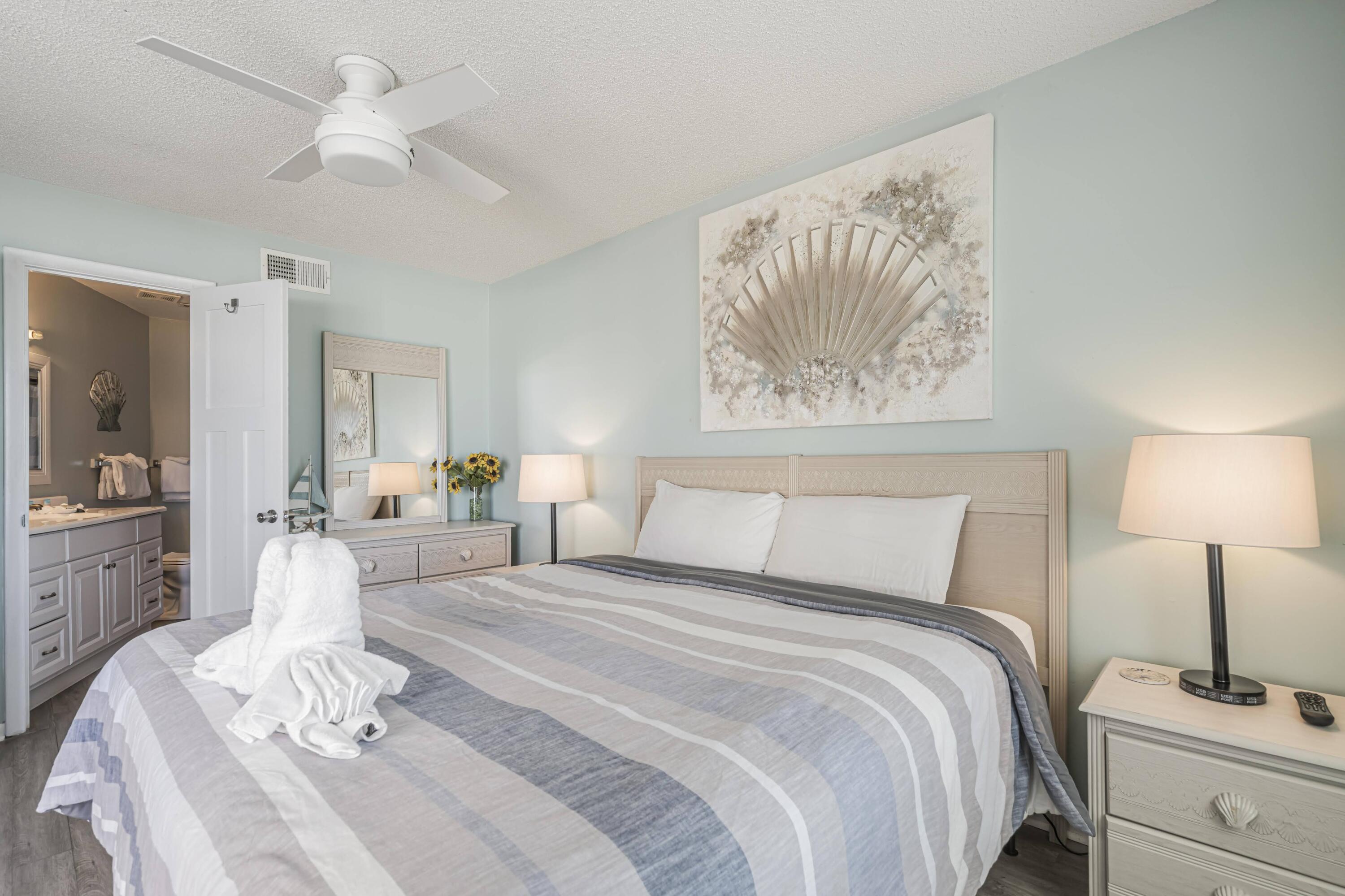 8610 Surf Drive 206