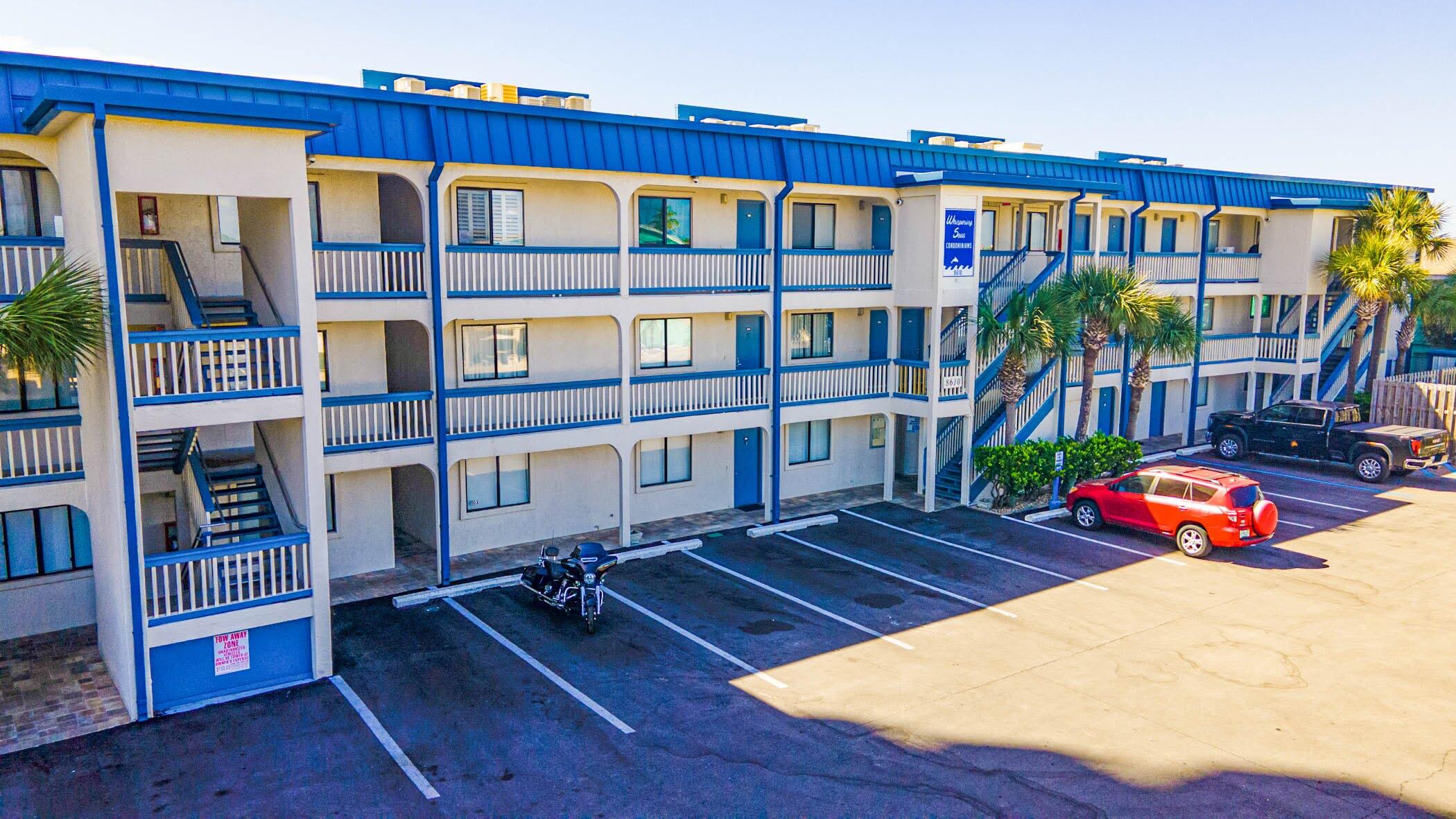 8610 Surf Drive 206