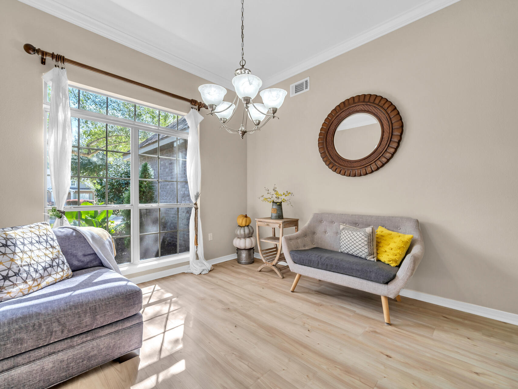 471 Symphony Way