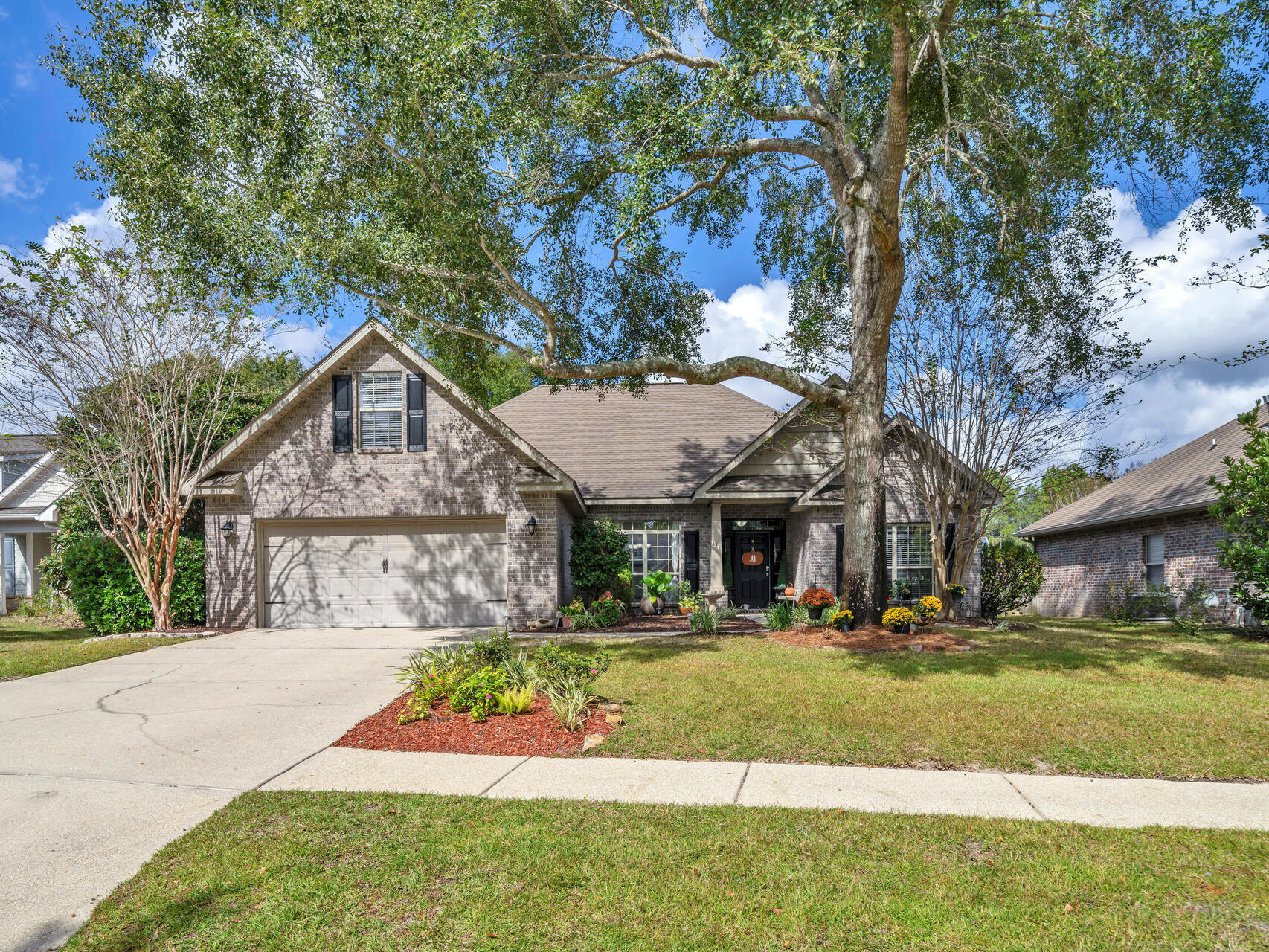 471 Symphony Way