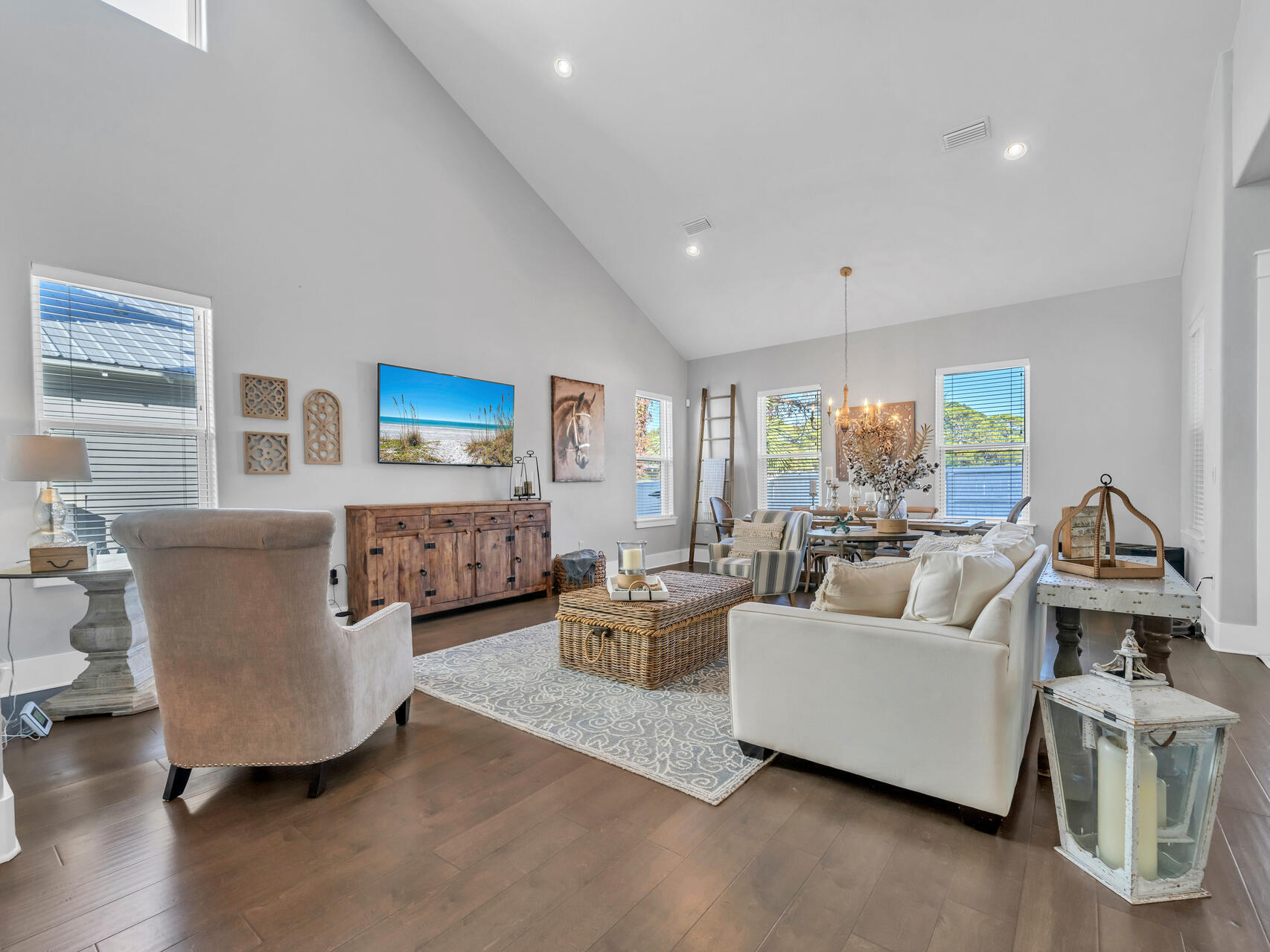 283 Lakeland Drive