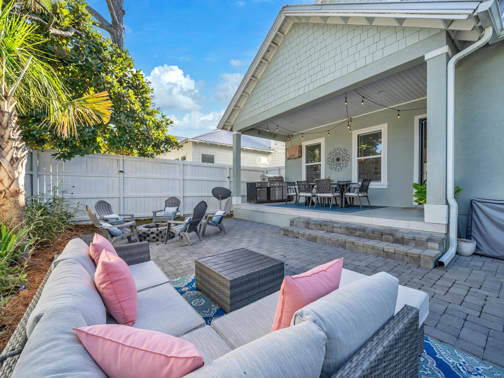 283 Lakeland Drive