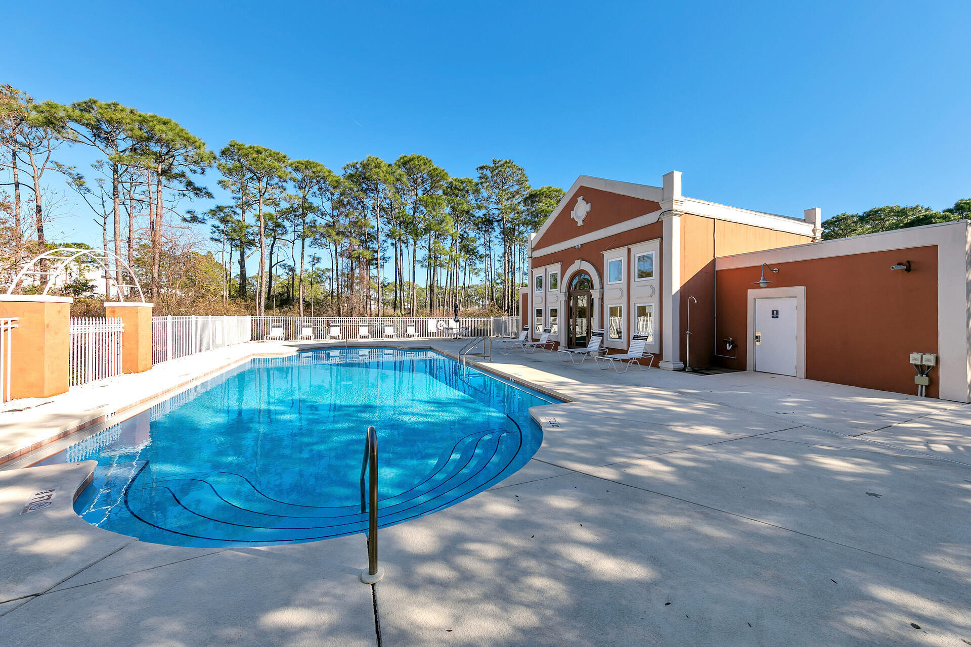 283 Lakeland Drive